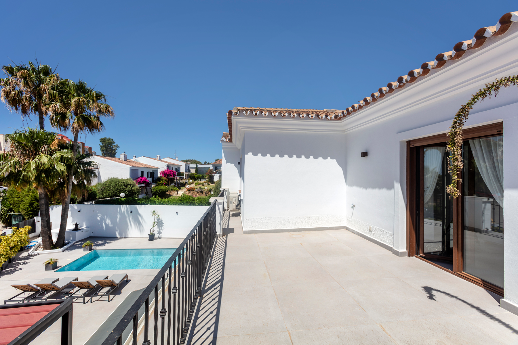  Fully renovated Andalusian style villa with panoramic sea and La Concha views - 物件實景