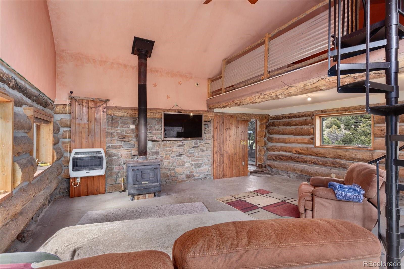 Salida, Colorado, 81201, United States, 2 Bedrooms Bedrooms, ,1 BathroomBathrooms,Residential,For Sale,1873658
