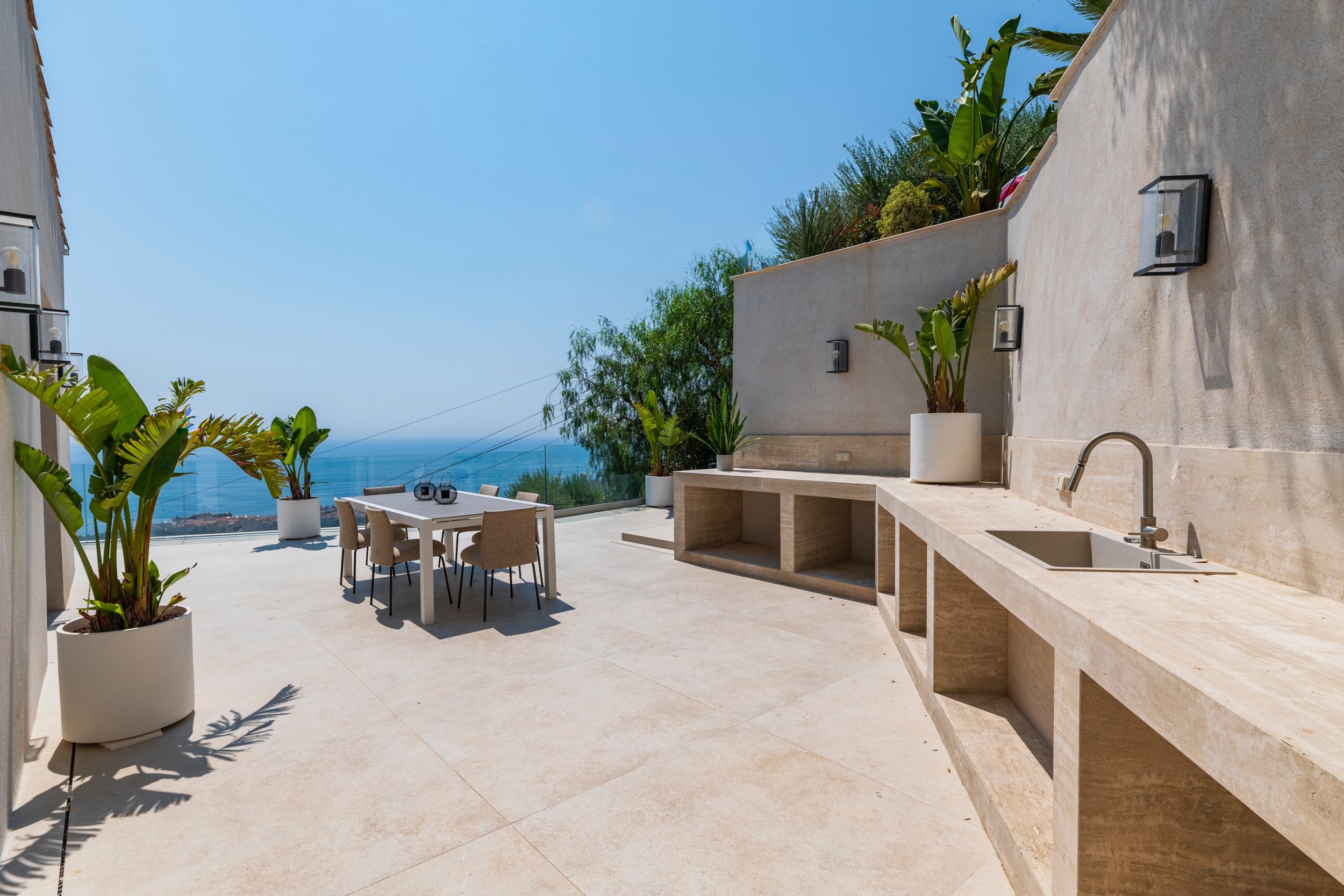  Contemporary villa with panoramic views over Monaco and the Mediterranean. - 物件實景