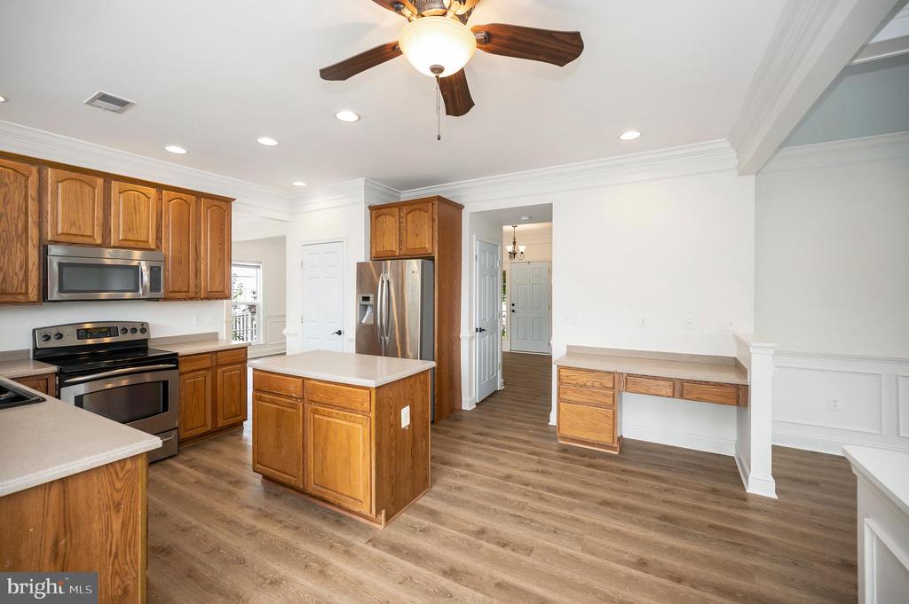 Bealeton, Virginia, 22712, United States, 6 Bedrooms Bedrooms, ,4 BathroomsBathrooms,Residential,For Sale,1916093