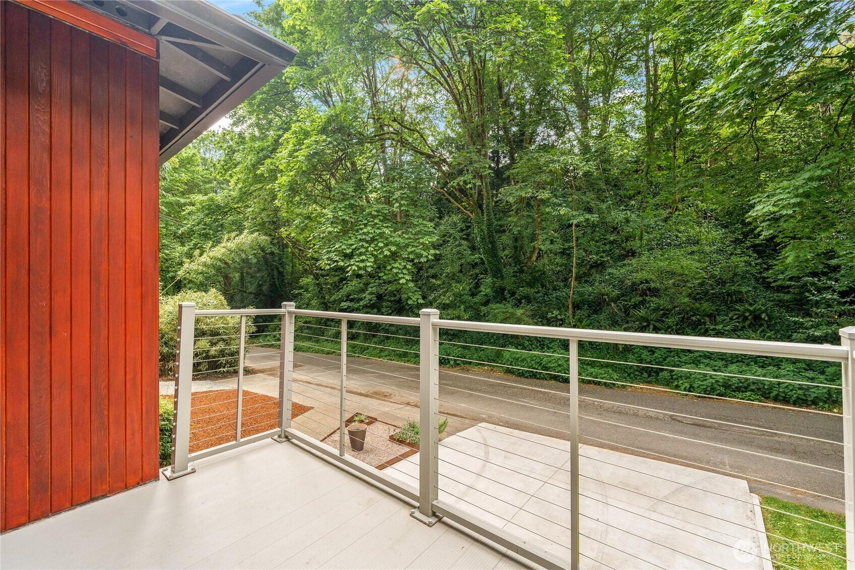 SEATTLE, Washington, 98146, United States, 2 Bedrooms Bedrooms, ,2 BathroomsBathrooms,Residential,For Sale,1873877