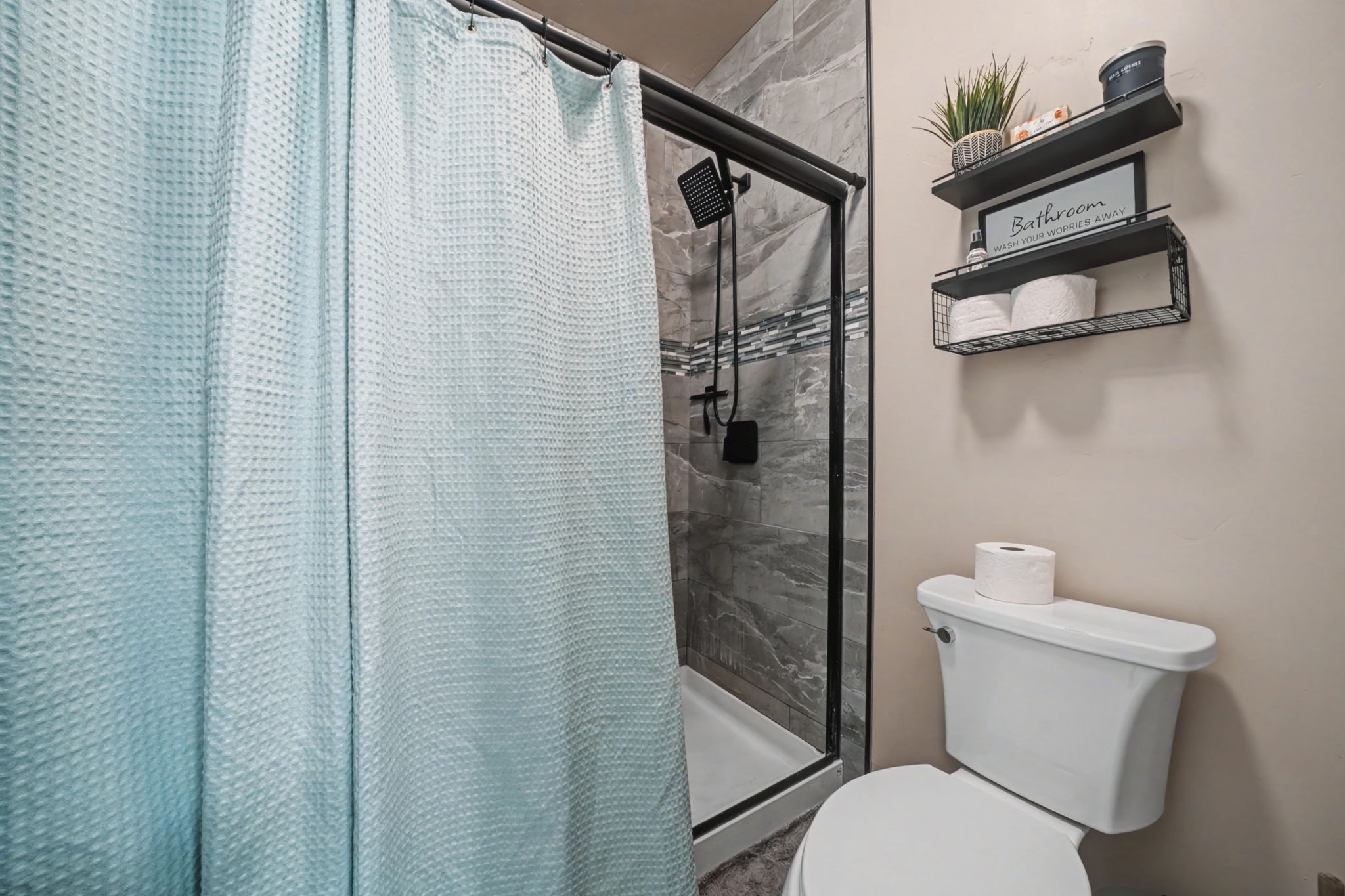  9515 Ham Luddy Road, Mountain Ranch, CA 95246 - 物件實景