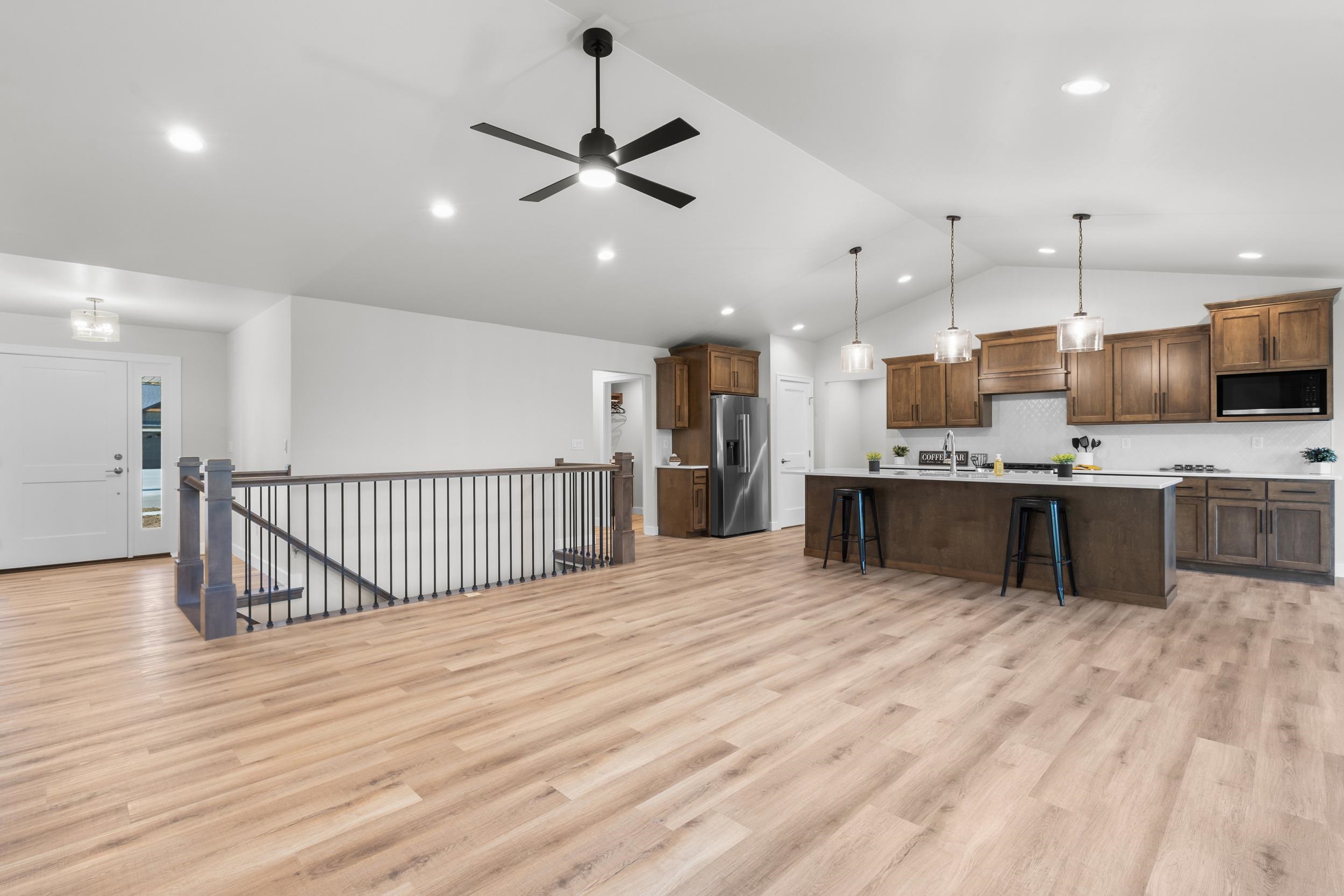 DE PERE, Wisconsin, 54115, United States, 3 Bedrooms Bedrooms, ,3 BathroomsBathrooms,Residential,For Sale,1967985