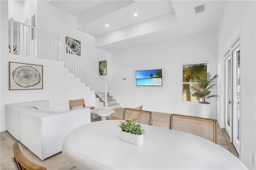Naples, Florida, 34112, United States, 4 Bedrooms Bedrooms, ,4 BathroomsBathrooms,Residential,For Sale,1687628