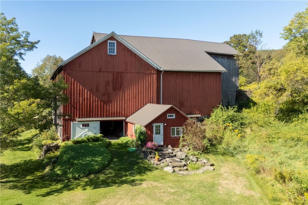 Walton, New York, 13856, United States, 4 Bedrooms Bedrooms, ,4 BathroomsBathrooms,Residential,For Sale,1947097