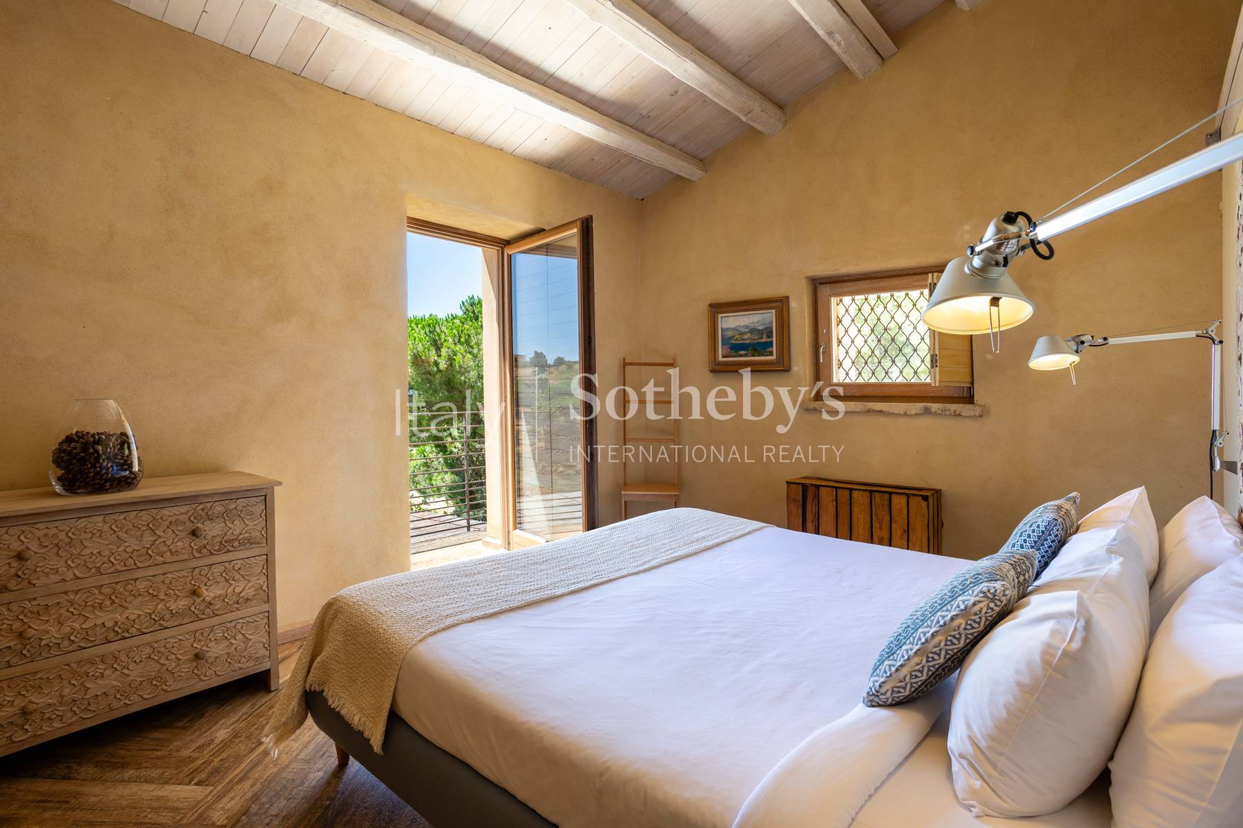  Old villa with swimming pool, dépendance, and private pine forest - 物件實景