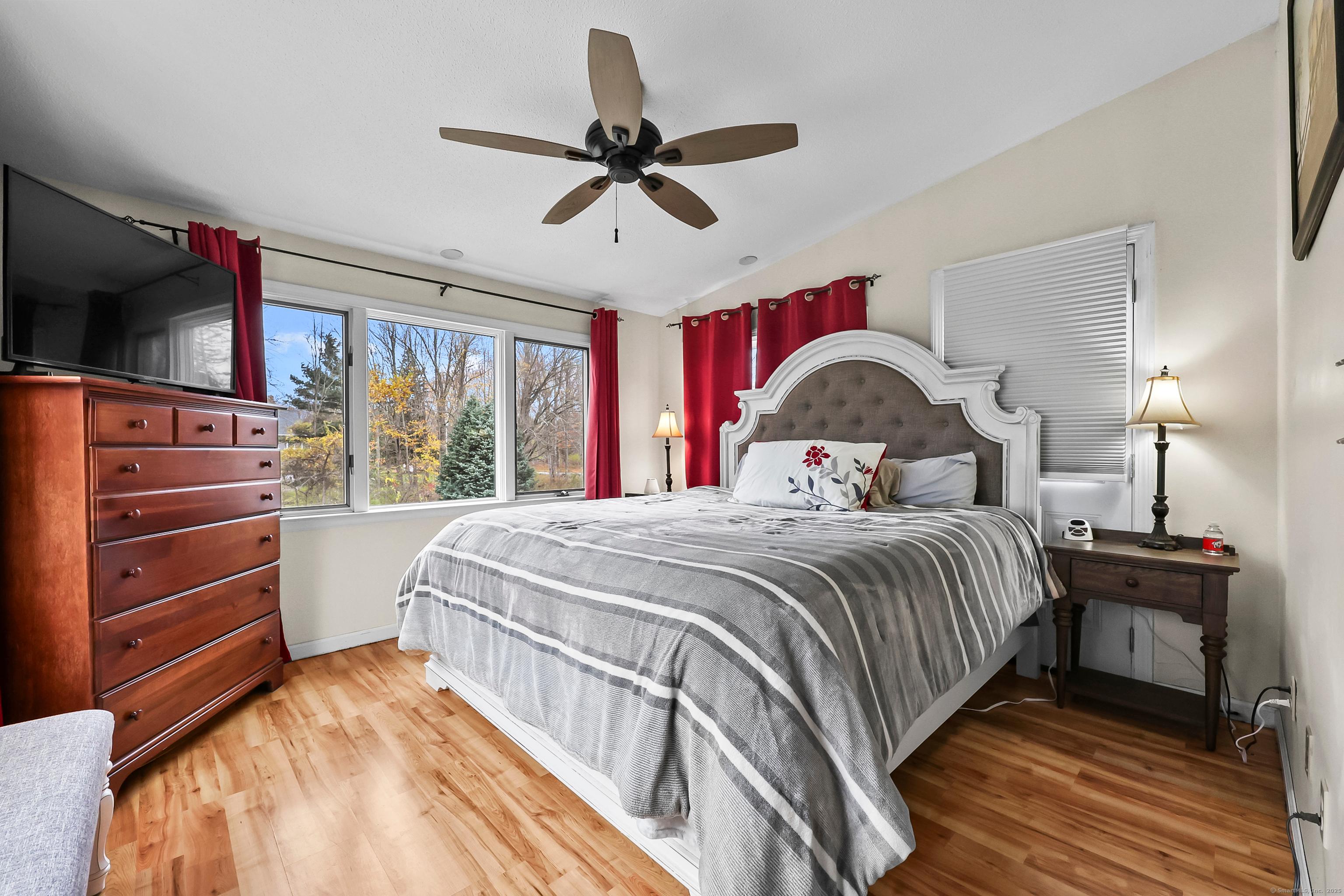 Hebron, Connecticut, 06248, United States, 3 Bedrooms Bedrooms, ,2 BathroomsBathrooms,Residential,For Sale,1987080