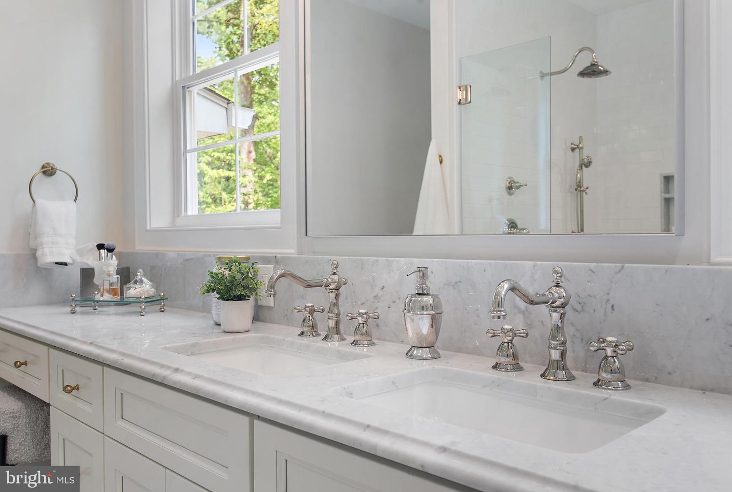 Annapolis, Maryland, 21403, United States, 4 Bedrooms Bedrooms, ,5 BathroomsBathrooms,Residential,For Sale,1900943