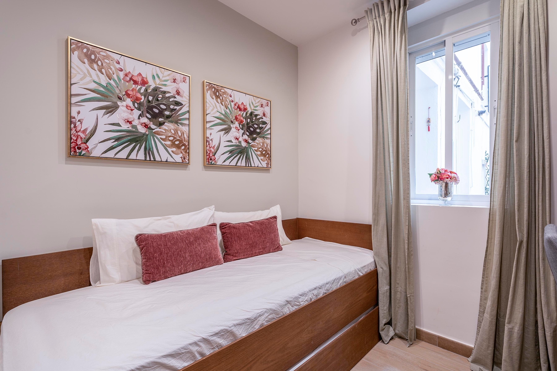  2-Bedroom flat with patio in Alcalde Sainz de Baranda - 物件實景