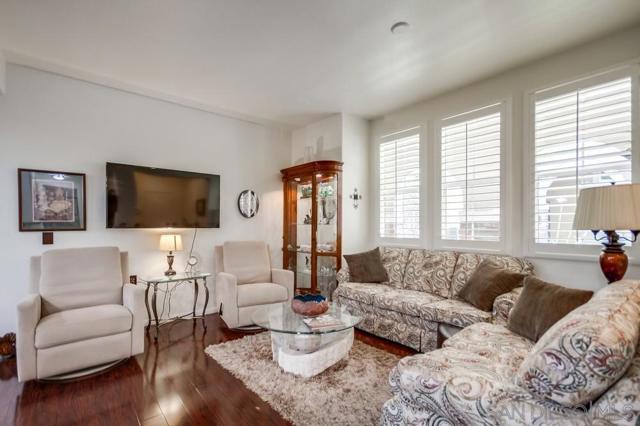 Santee, California, 92071, United States, 2 Bedrooms Bedrooms, ,2 BathroomsBathrooms,Residential,For Sale,1929099