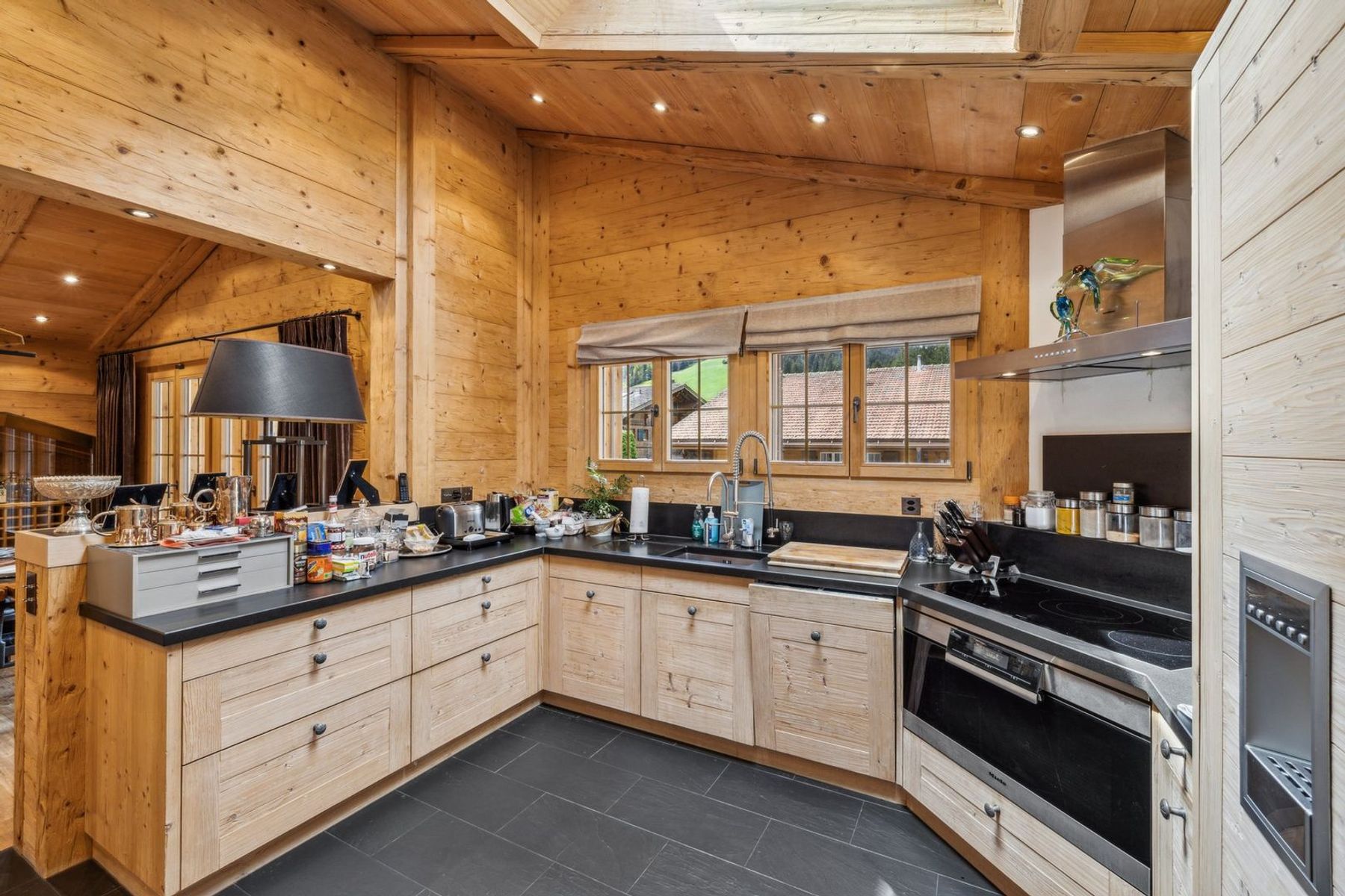  Magnificent Penthouse in Feutersoey bei Gstaad - 物件實景