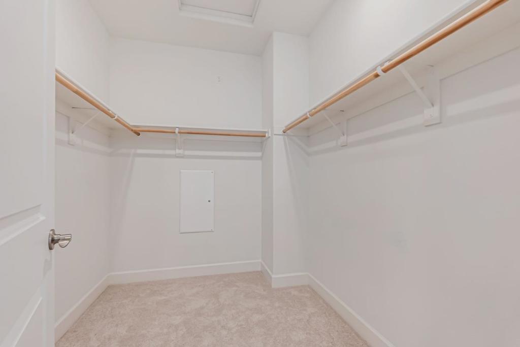 Hercules, California, 94547, United States, 4 Bedrooms Bedrooms, ,3 BathroomsBathrooms,Residential,For Sale,1978520