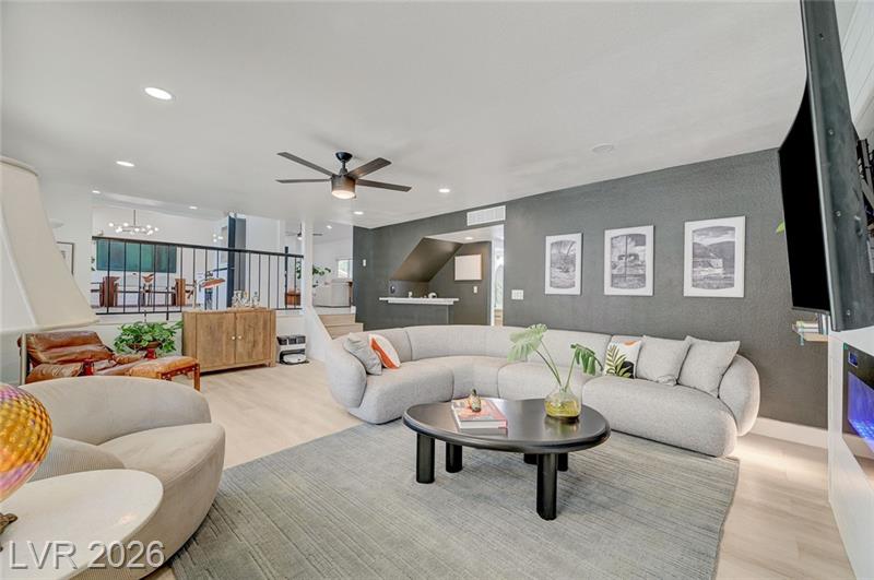 Las Vegas, Nevada, 89120, United States, 4 Bedrooms Bedrooms, ,3 BathroomsBathrooms,Residential,For Sale,2047975