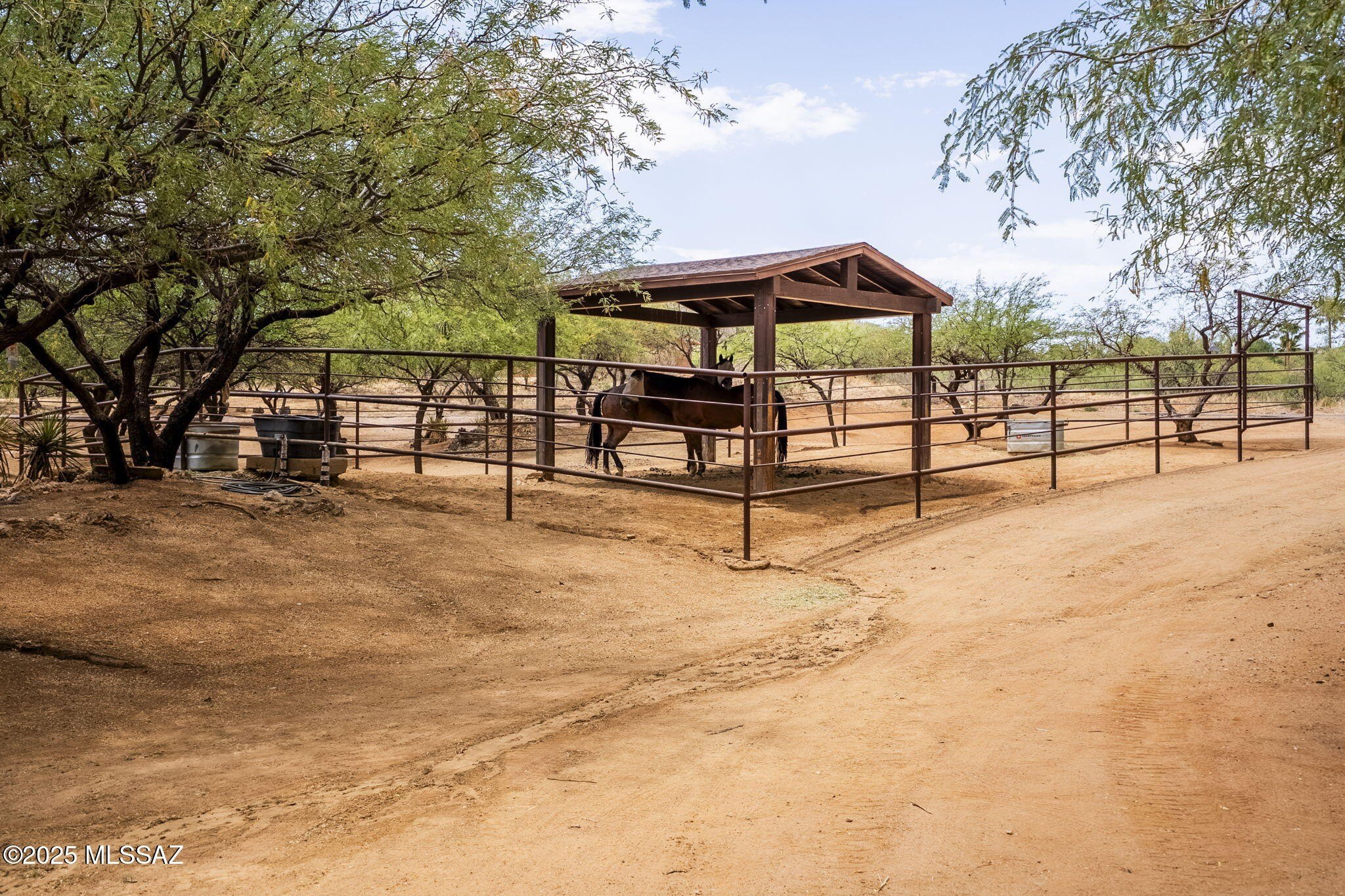 Nogales, Arizona, 85621, United States, 4 Bedrooms Bedrooms, ,7 BathroomsBathrooms,Residential,For Sale,1975895