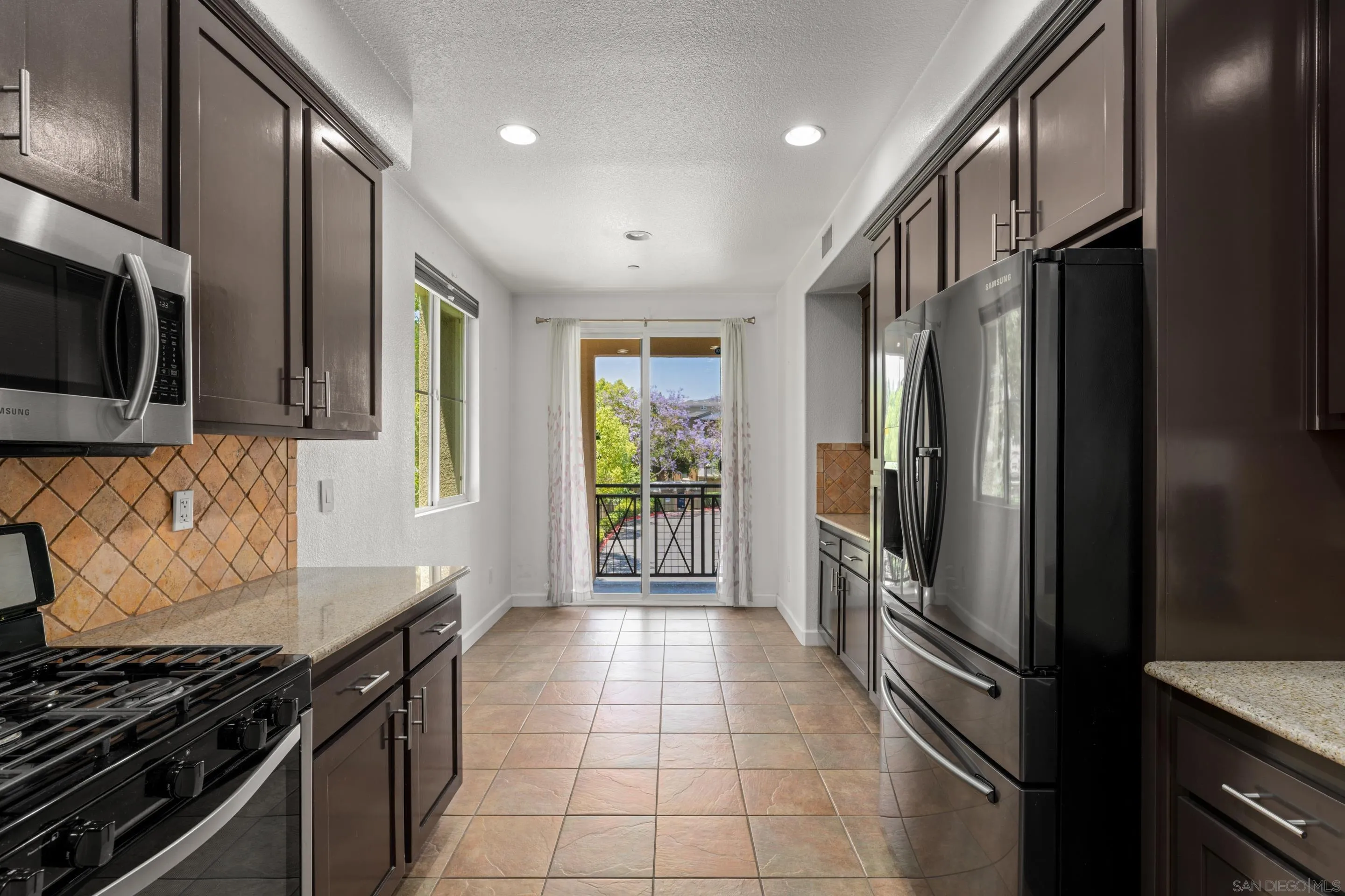 San Diego, California, 92123, United States, 2 Bedrooms Bedrooms, ,2 BathroomsBathrooms,Residential,For Sale,1939534