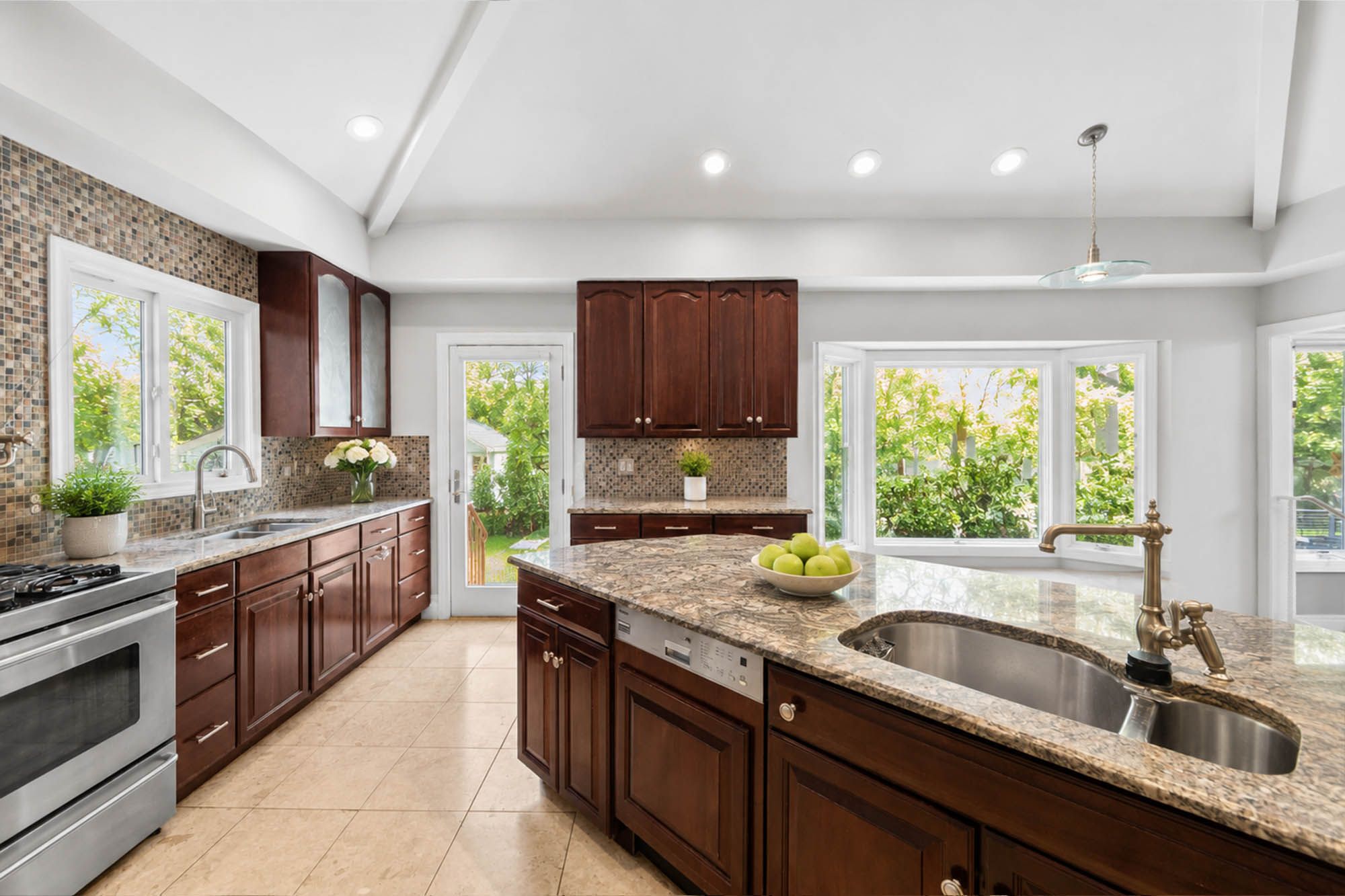  290 Dunkerhook Road, Paramus, NJ, 07652 - 物件實景