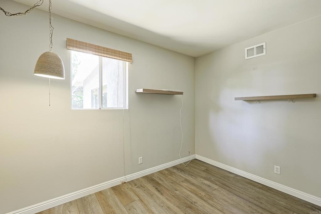 Lakeside, California, 92040, United States, 3 Bedrooms Bedrooms, ,2 BathroomsBathrooms,Residential,For Sale,1906391