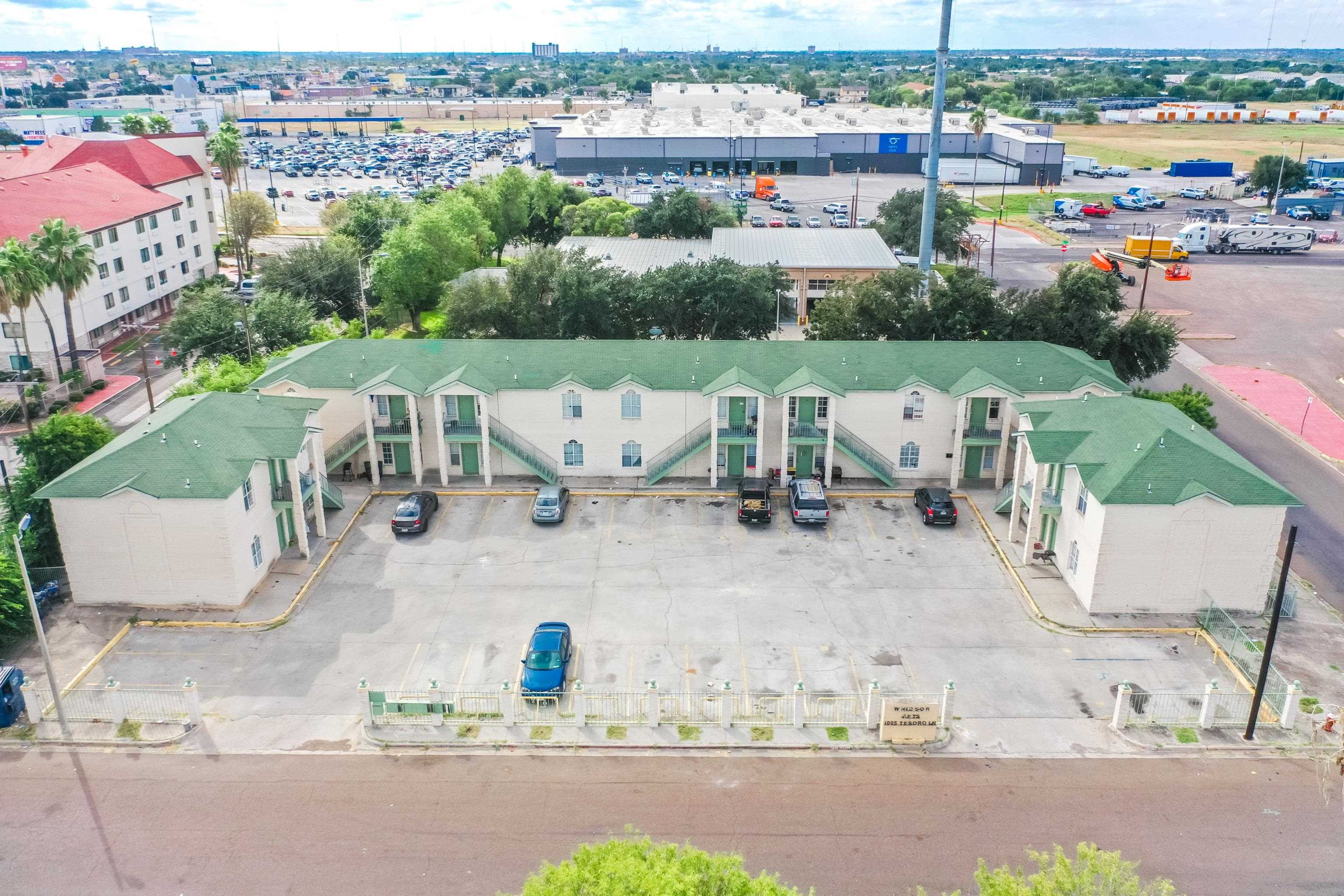 1005 Tesoro Ln, LAREDO, Texas, 78041, United States, 28 Bedrooms Bedrooms, ,Residential,For Sale,1005 Tesoro Ln,1657232