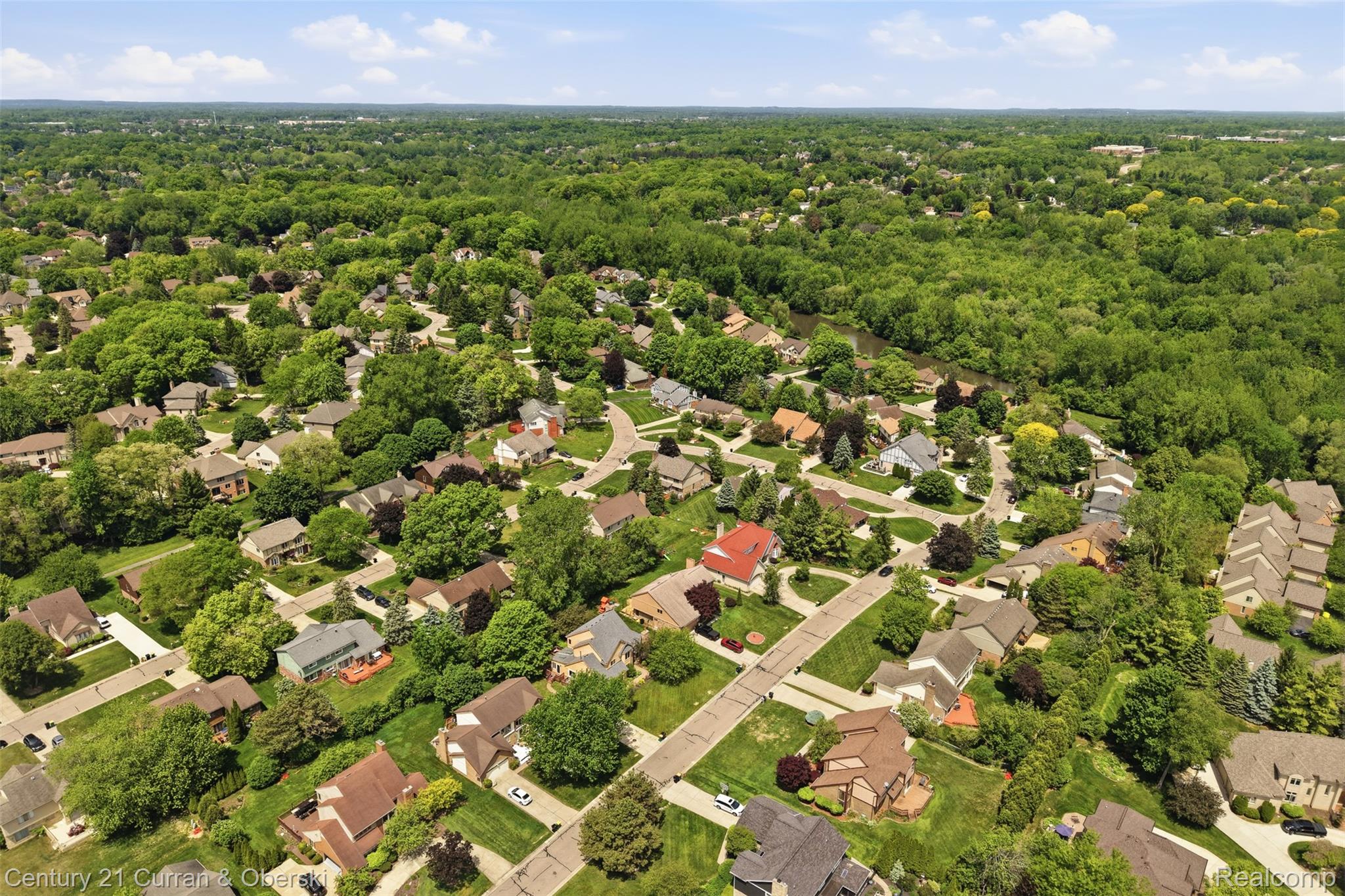 Farmington Hills, Michigan, 48331, United States, 4 Bedrooms Bedrooms, ,4 BathroomsBathrooms,Residential,For Sale,2048985