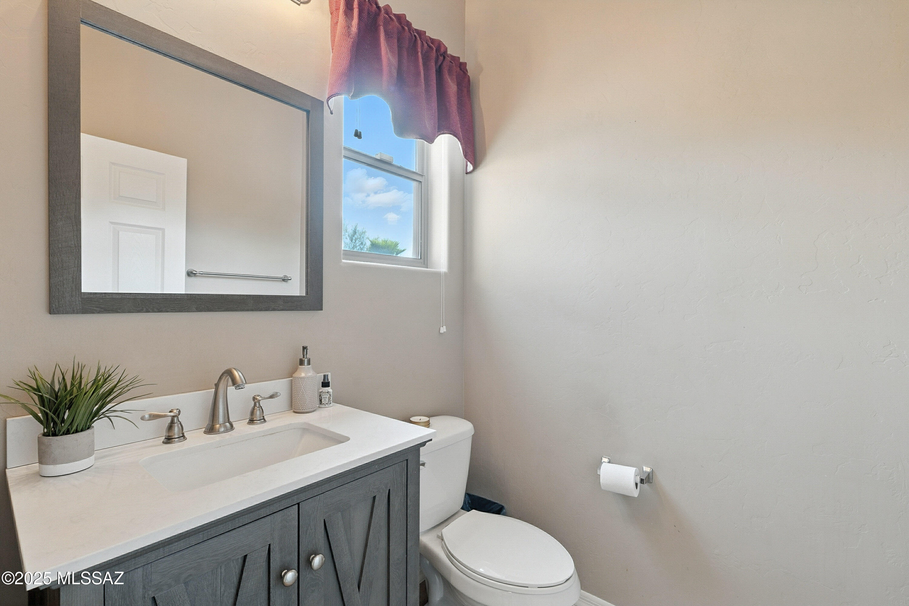 Marana, Arizona, 85658, United States, 3 Bedrooms Bedrooms, ,4 BathroomsBathrooms,Residential,For Sale,1911374