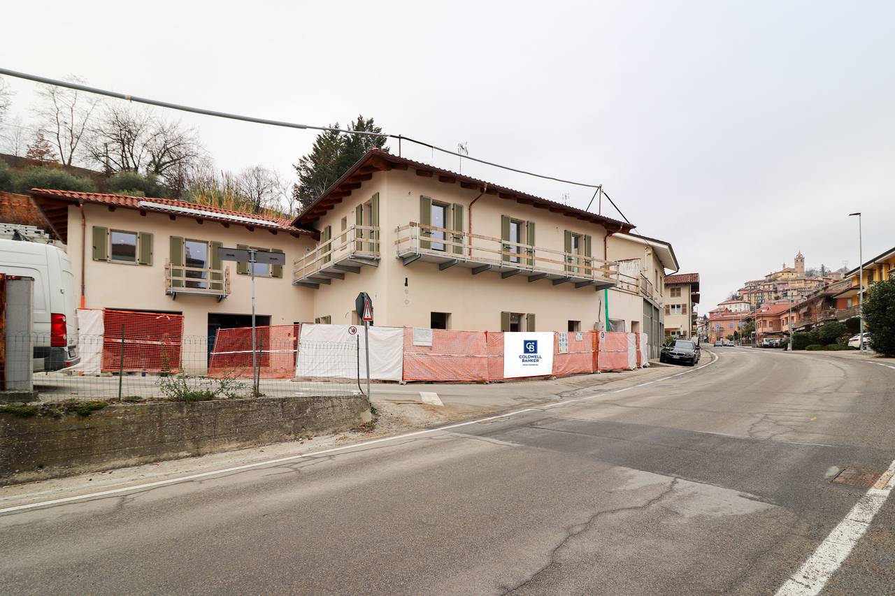 Via Mont?, Monforte d'Alba, Cuneo, 12065, IT, 5 Bedrooms Bedrooms, ,5 BathroomsBathrooms,Residential,For Sale,Via Mont?,1440823