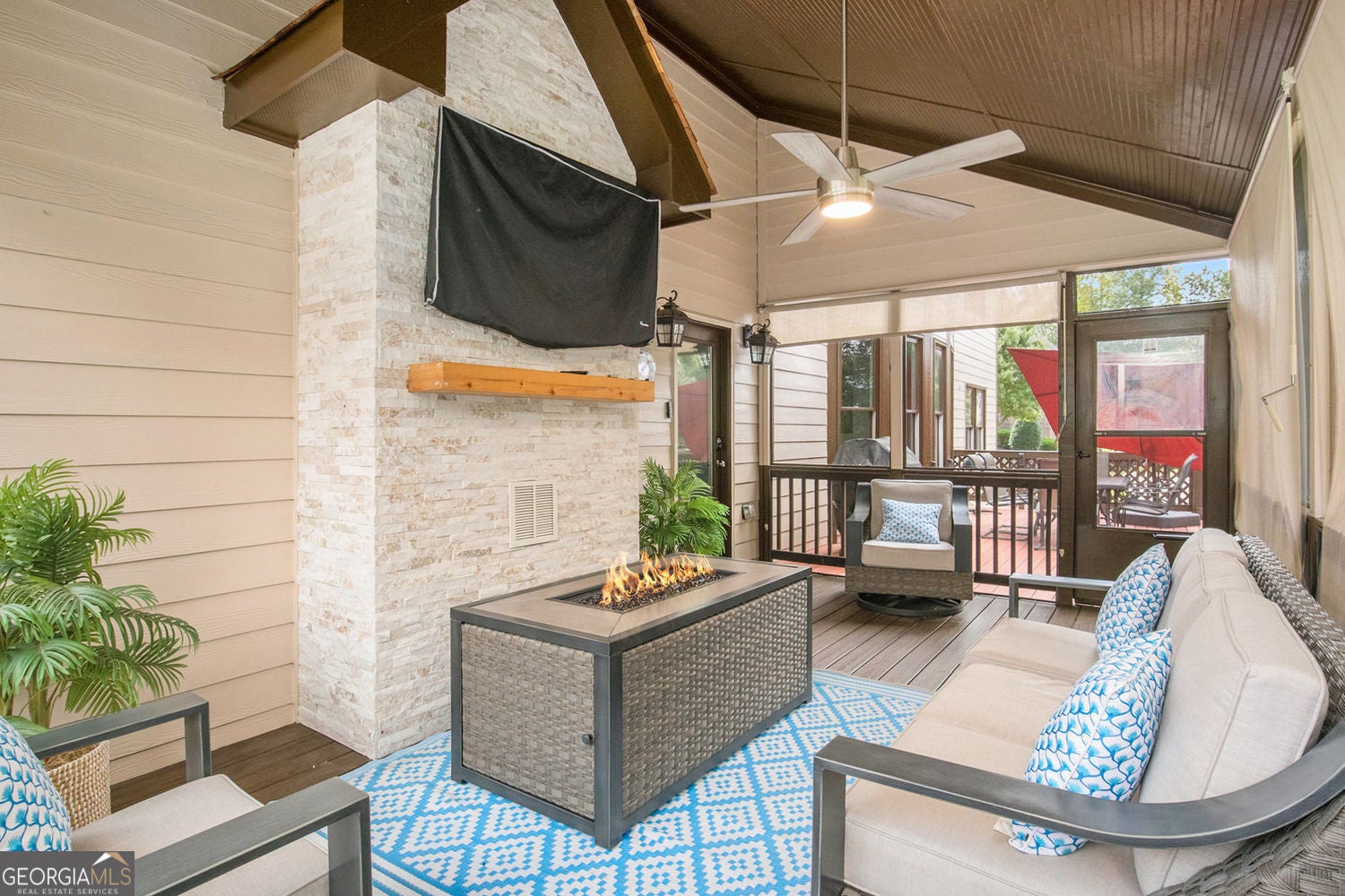 Buford, Georgia, 30519, United States, 7 Bedrooms Bedrooms, ,6 BathroomsBathrooms,Residential,For Sale,1960090