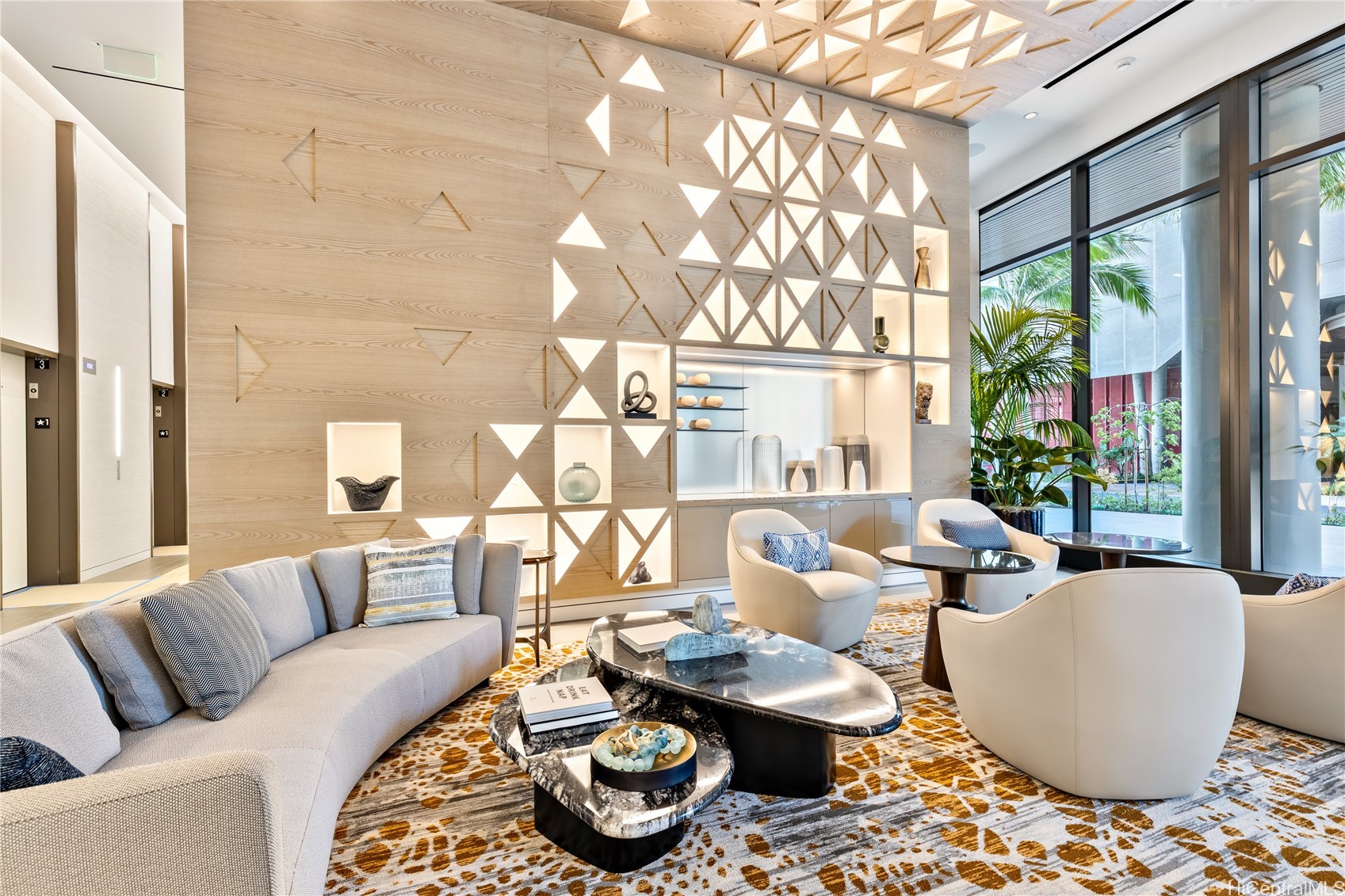 Honolulu, Hawaii, 96814, United States, ,1 BathroomBathrooms,Residential,For Sale,2003131