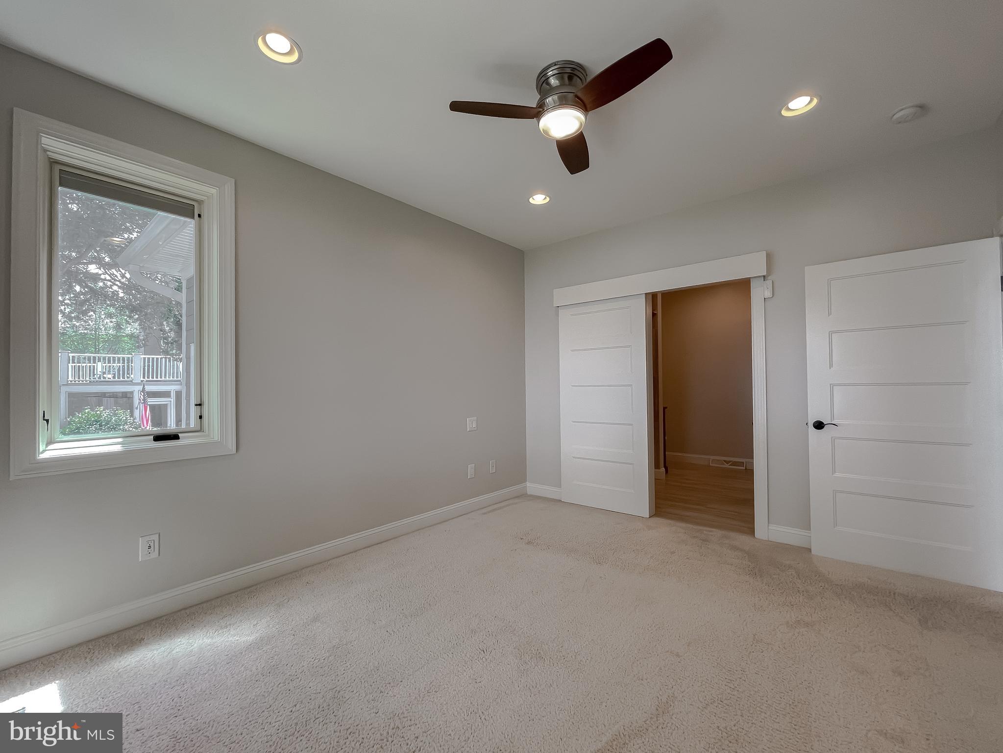 Hollywood, Maryland, 20636, United States, 5 Bedrooms Bedrooms, ,5 BathroomsBathrooms,Residential,For Sale,1914184