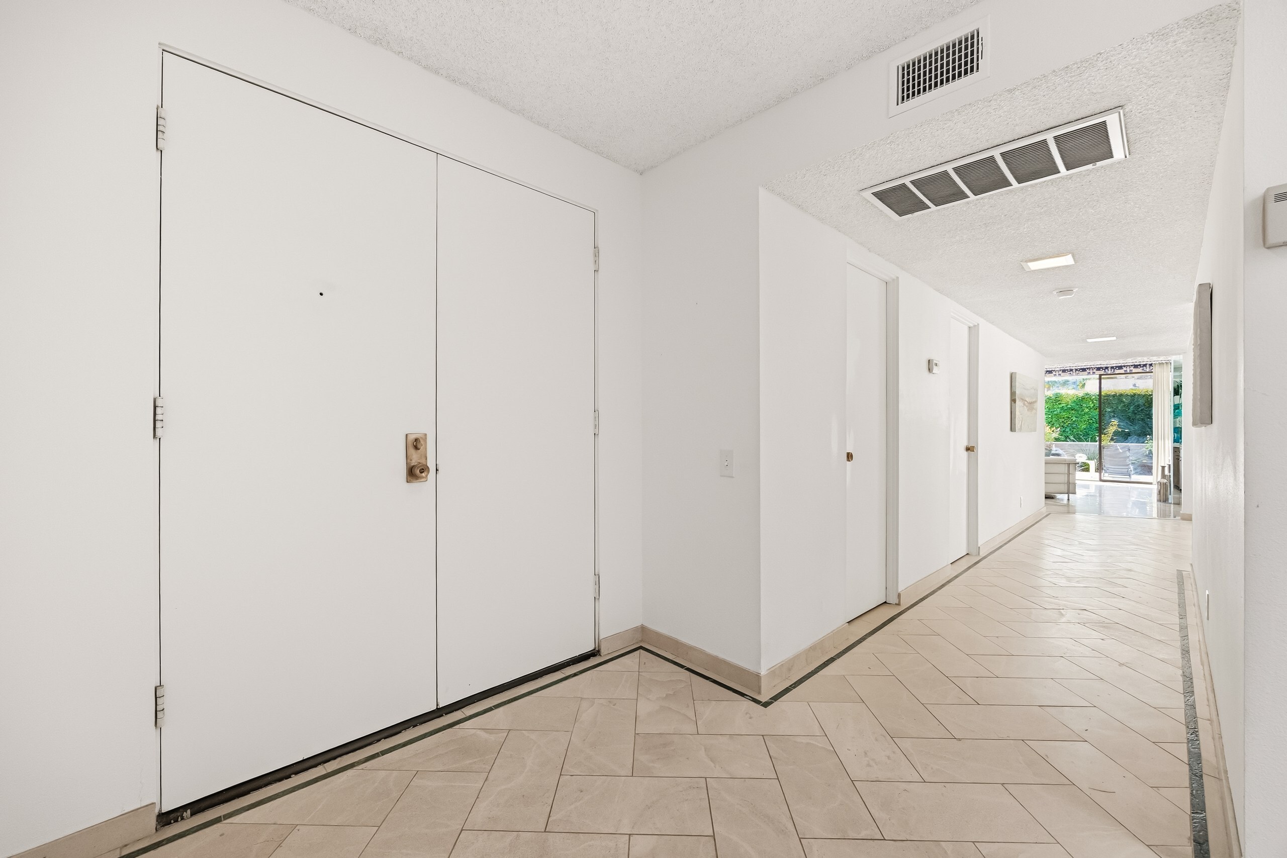  2075 South Ramitas Way - 物件實景