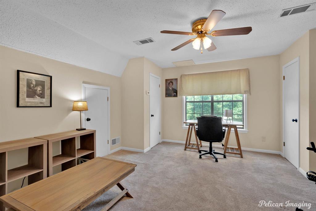 Shreveport, Louisiana, 71109, United States, 5 Bedrooms Bedrooms, ,5 BathroomsBathrooms,Residential,For Sale,1895361