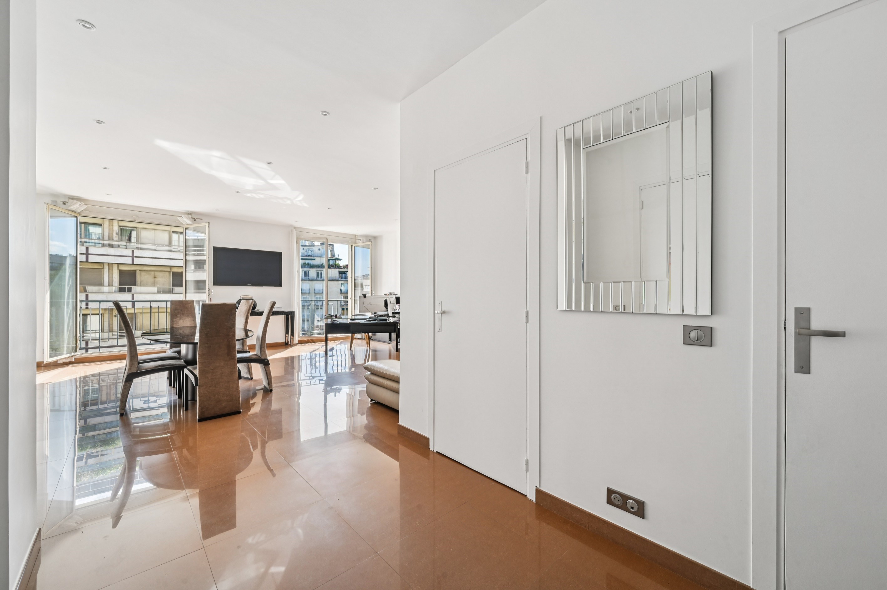  75016 Paris - Avenue Foch / Malakoff - Perfect 92 m² pied-à-terre on a high flo… - 物件實景