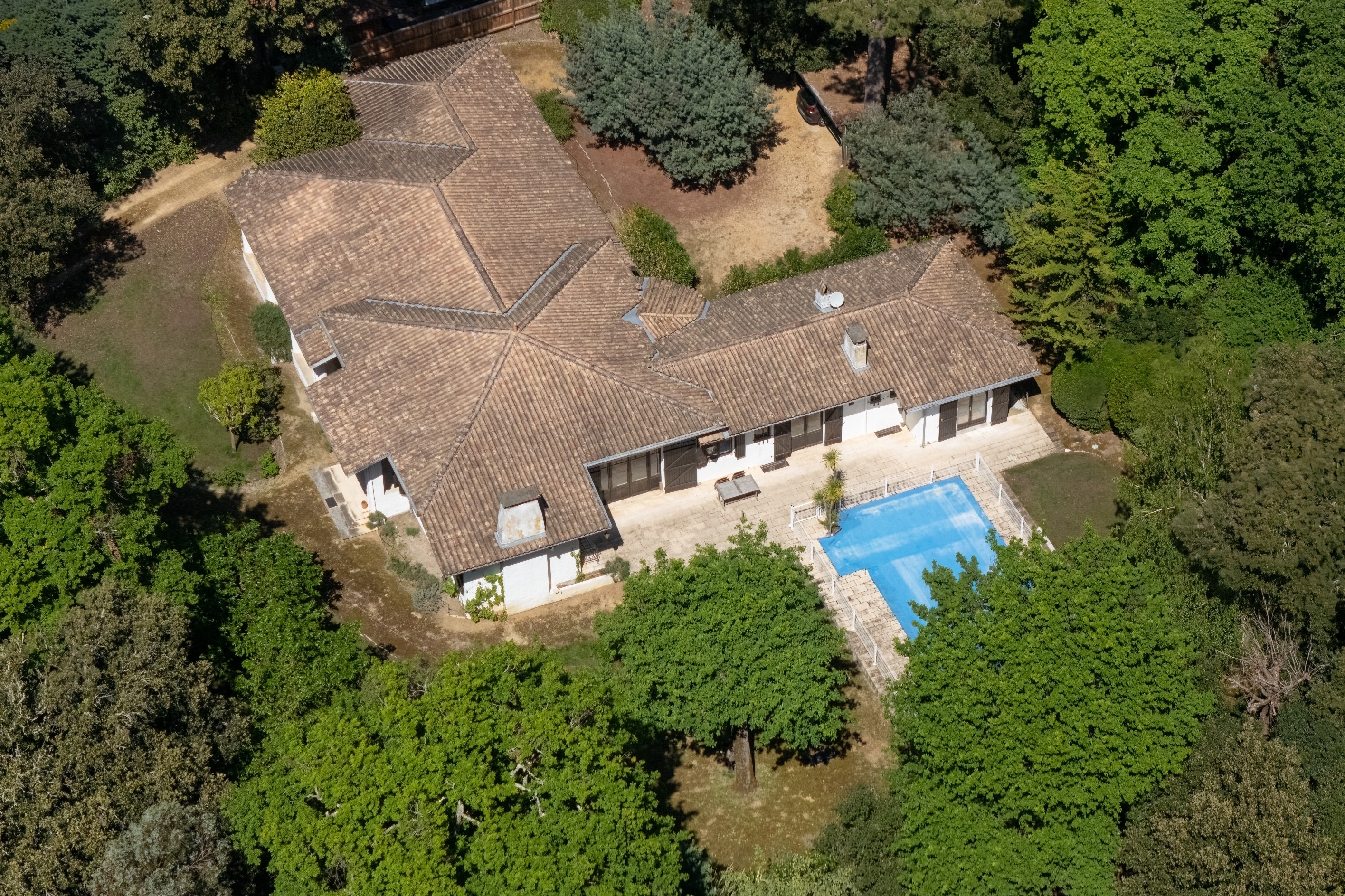  PYLA, CERCLE DE VOILE - SINGLE-LEVEL GAUME-STYLE VILLA ON APPROX. 3,000 m² OF L… - 物件實景