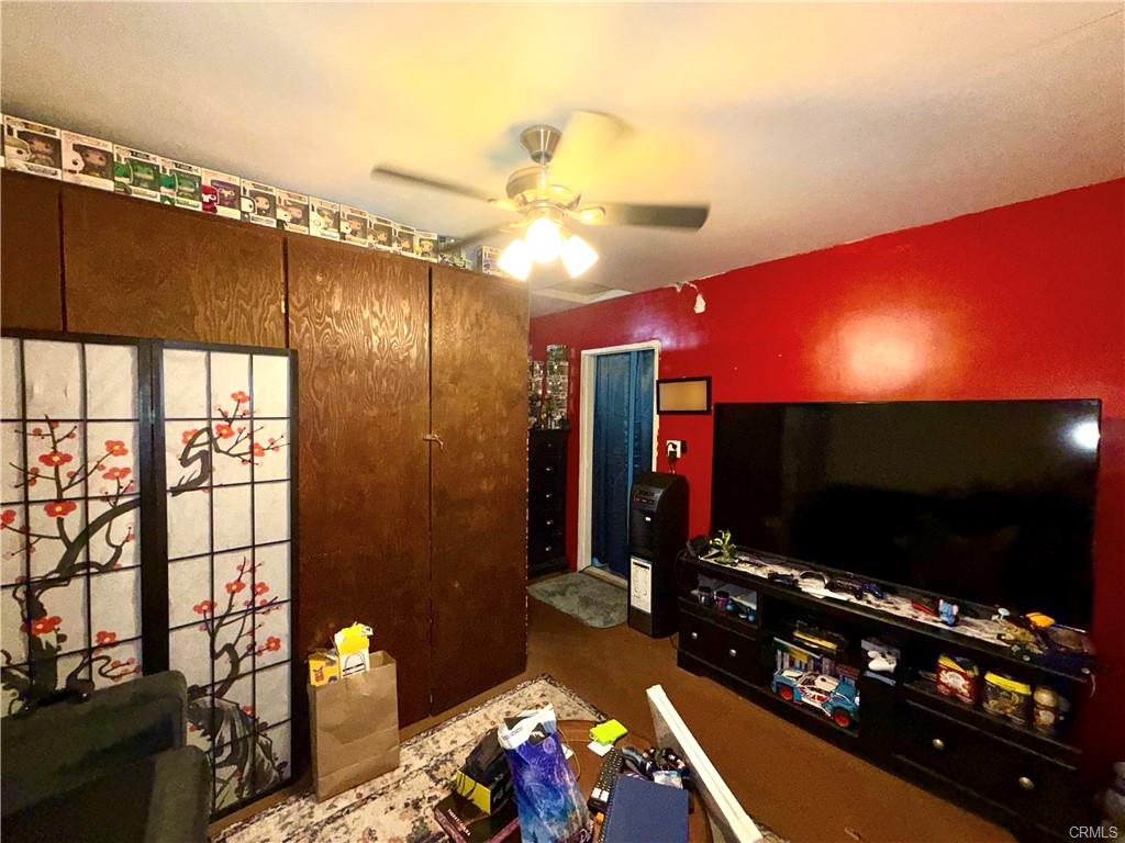 Compton, California, 90221, United States, 9 Bedrooms Bedrooms, ,Residential,For Sale,1982373