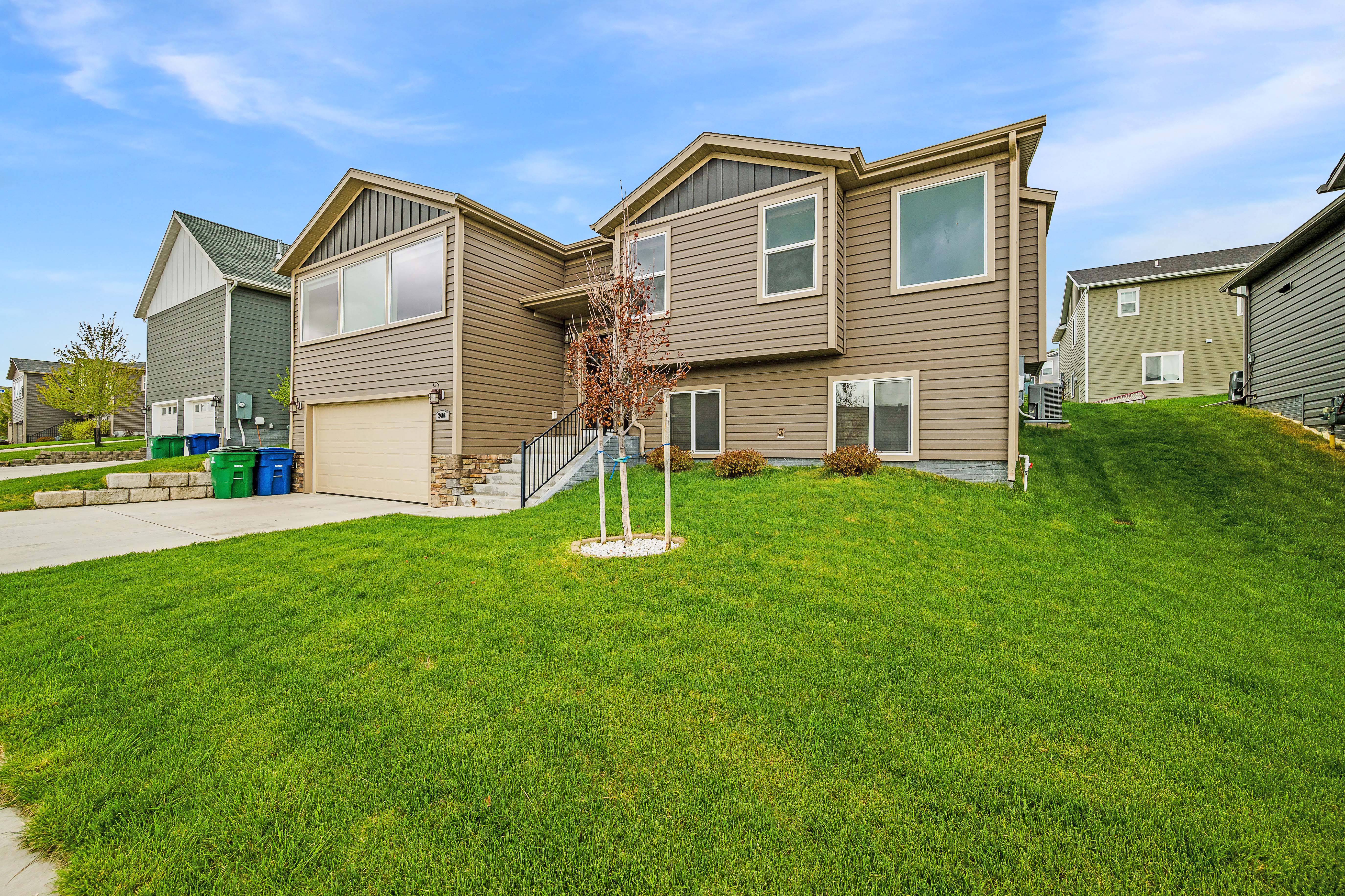 Sheridan, Wyoming, 82801, United States, 4 Bedrooms Bedrooms, ,3 BathroomsBathrooms,Residential,For Sale,1935181
