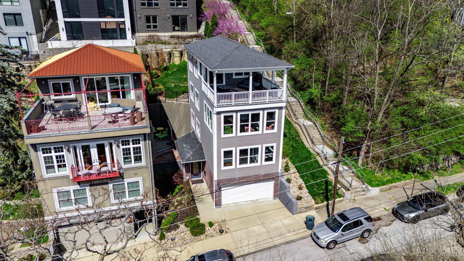 Cincinnati, Ohio, 45202, United States, 3 Bedrooms Bedrooms, ,4 BathroomsBathrooms,Residential,For Sale,1968931