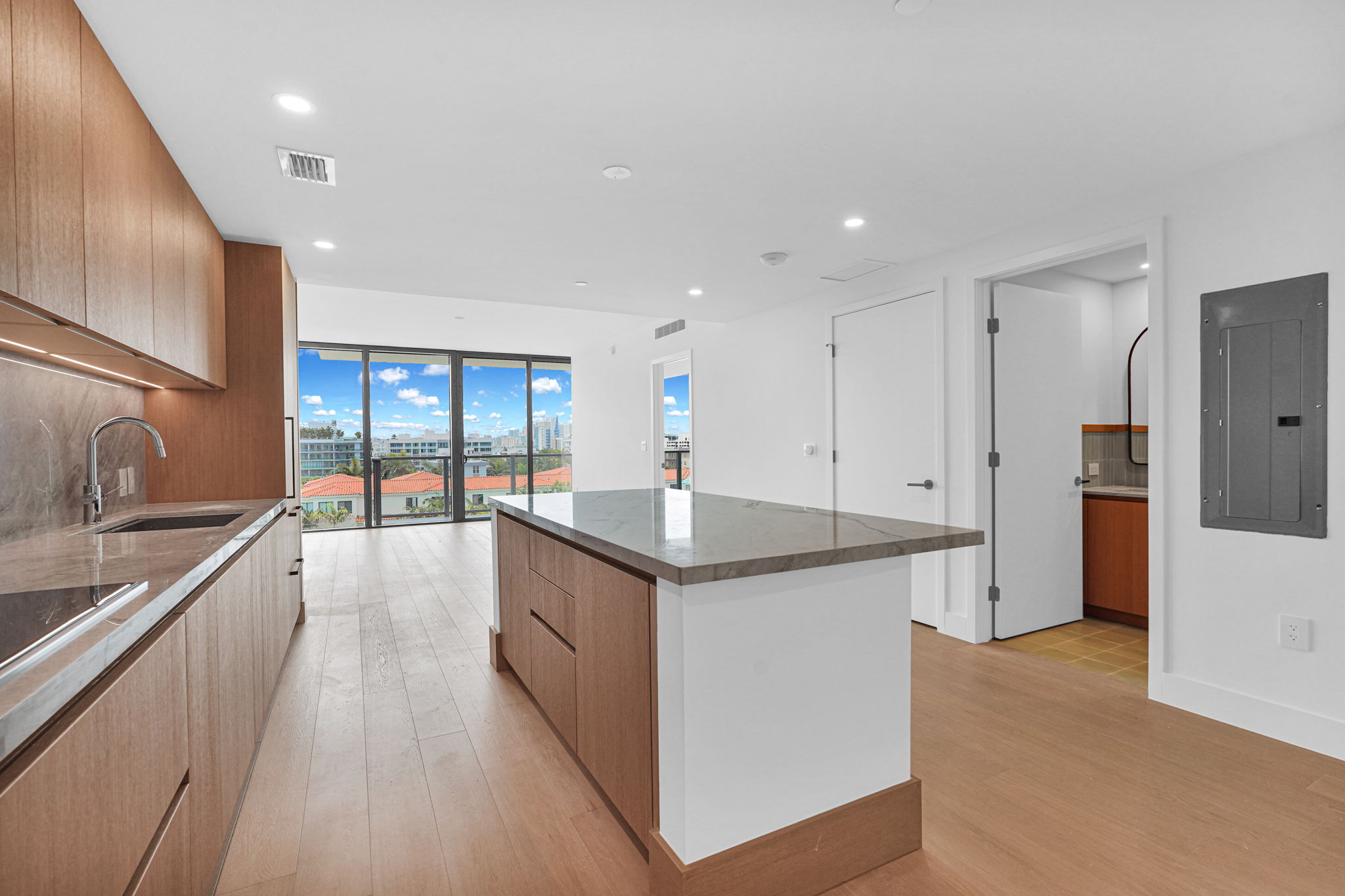  1176 97th St, Bay Harbor Islands, FL, 33154 - 物件實景
