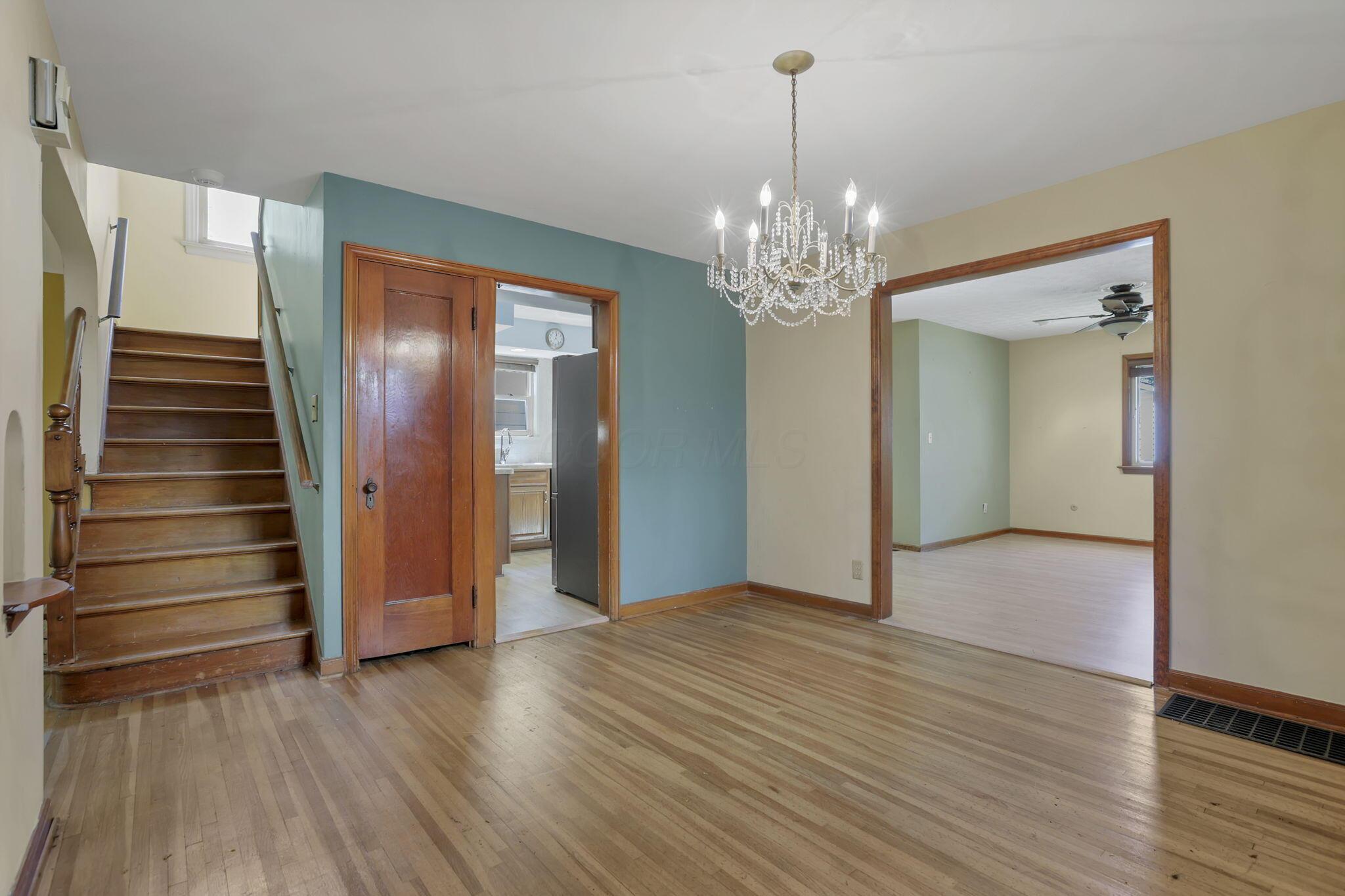 Bexley, Ohio, 43209, United States, 4 Bedrooms Bedrooms, ,3 BathroomsBathrooms,Residential,For Sale,1978539