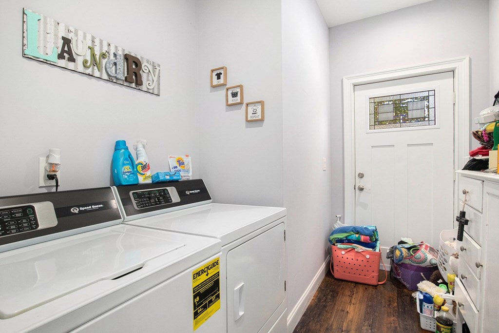 Blue Ridge, Georgia, 30513, United States, 4 Bedrooms Bedrooms, ,3 BathroomsBathrooms,Residential,For Sale,1919081