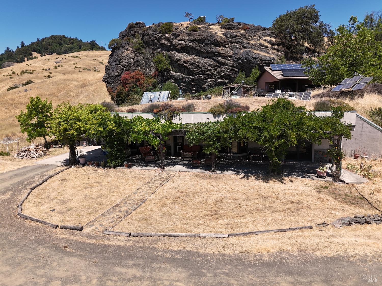 Garberville, California, 95542, United States, 3 Bedrooms Bedrooms, ,2 BathroomsBathrooms,Residential,For Sale,1914332