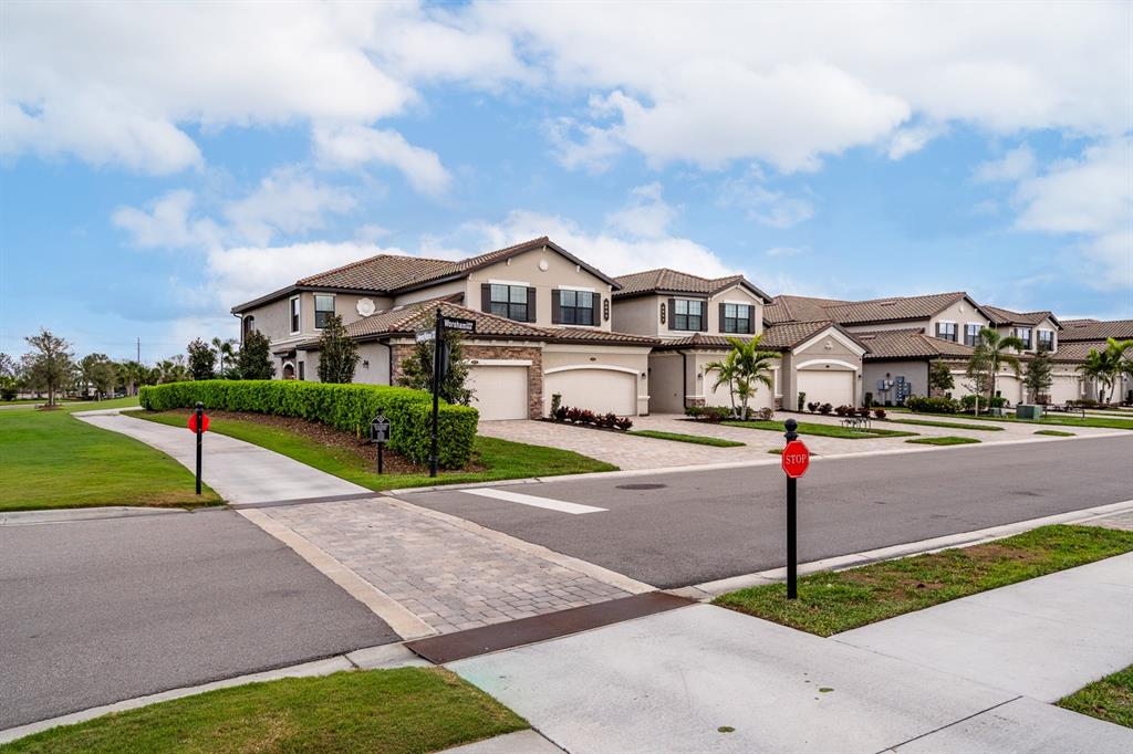 Bradenton, Florida, 34211, United States, 3 Bedrooms Bedrooms, ,2 BathroomsBathrooms,Residential,For Sale,1967780