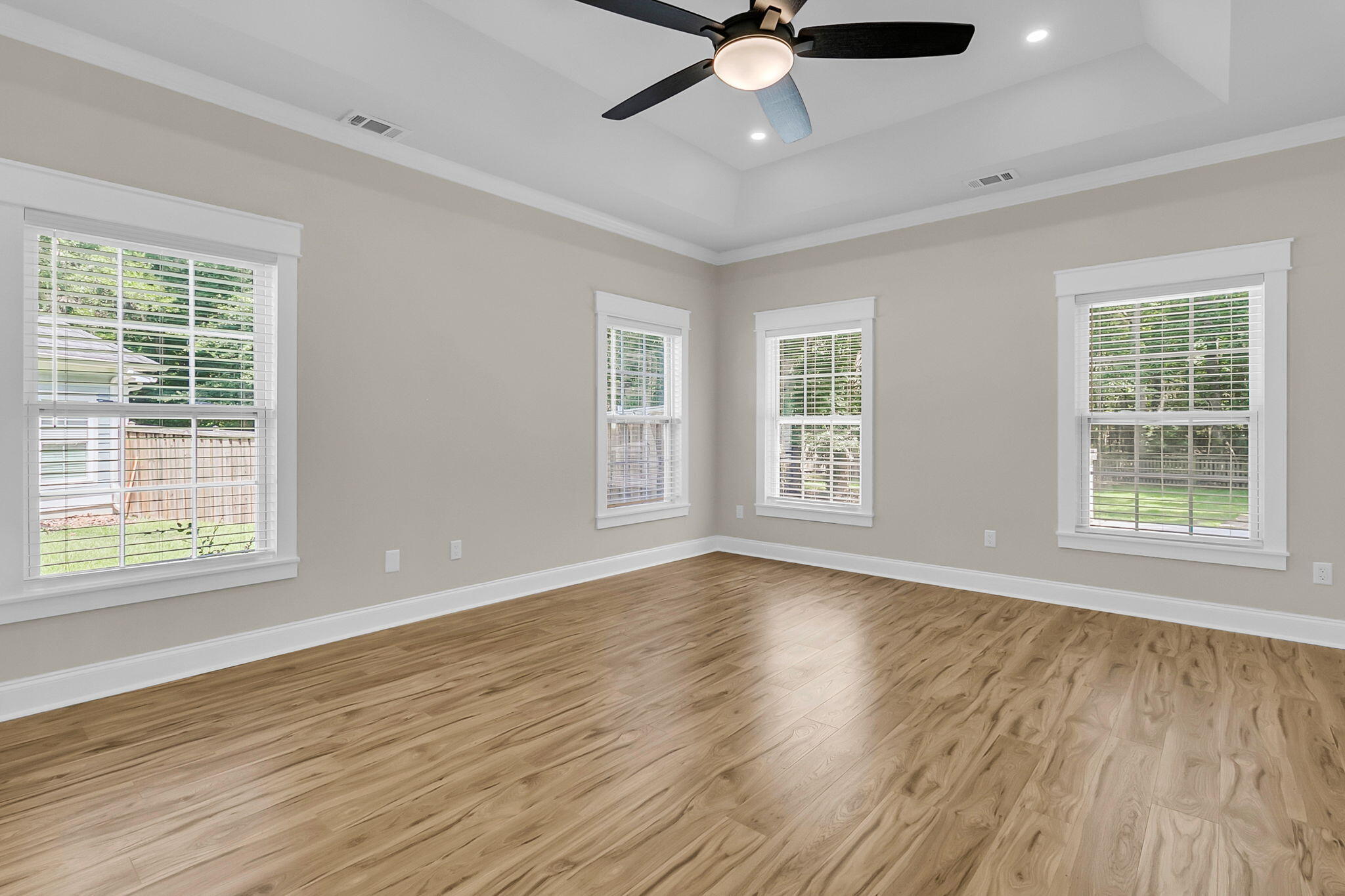 North Charleston, South Carolina, 29420, United States, 5 Bedrooms Bedrooms, ,4 BathroomsBathrooms,Residential,For Sale,1899453