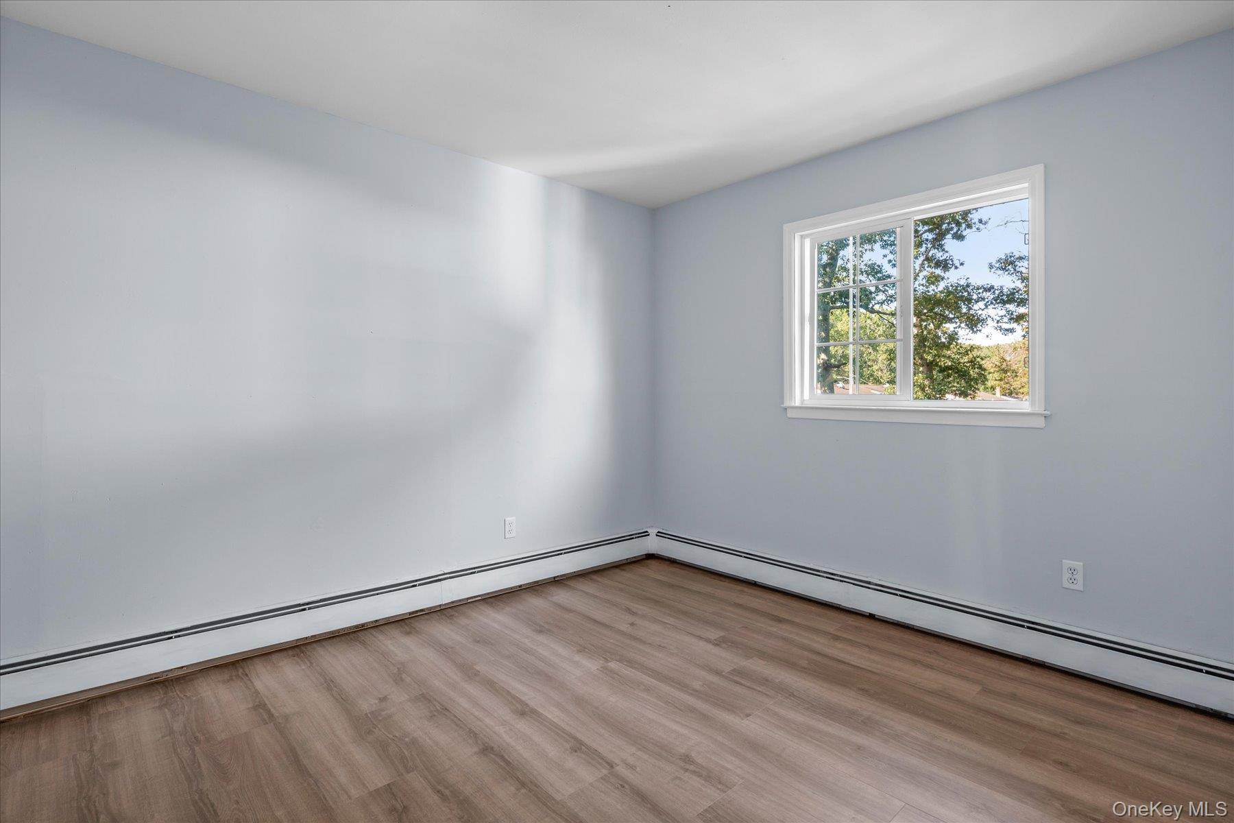 Mastic, New York, 11950, United States, 5 Bedrooms Bedrooms, ,2 BathroomsBathrooms,Residential,For Sale,1902791