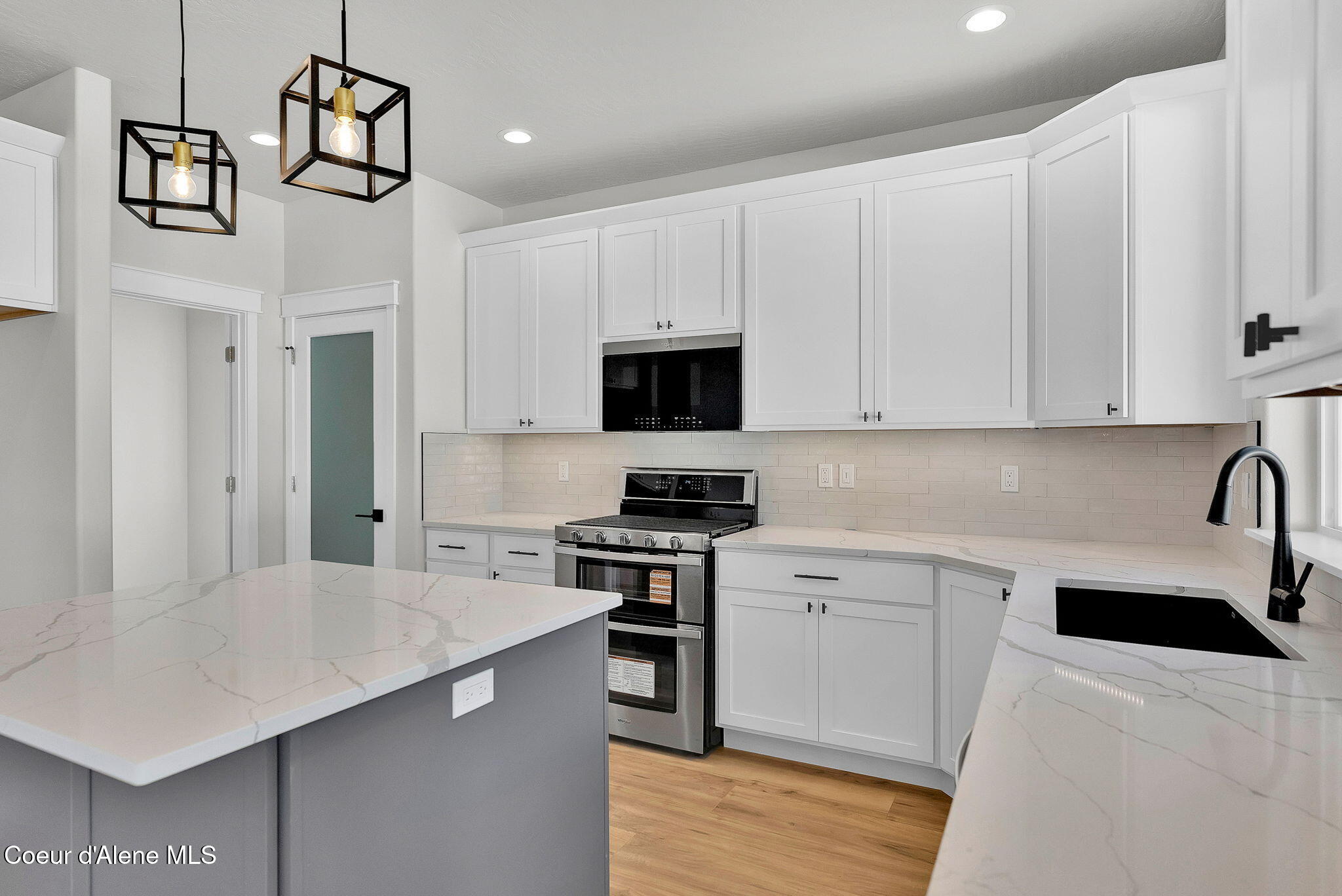 Rathdrum, Idaho, 83858, United States, 4 Bedrooms Bedrooms, ,2 BathroomsBathrooms,Residential,For Sale,1998808