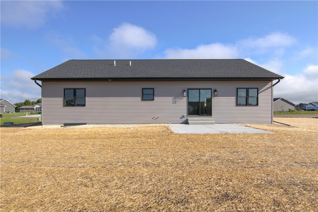Chippewa Falls, Wisconsin, 54729, United States, 5 Bedrooms Bedrooms, ,3 BathroomsBathrooms,Residential,For Sale,1920389