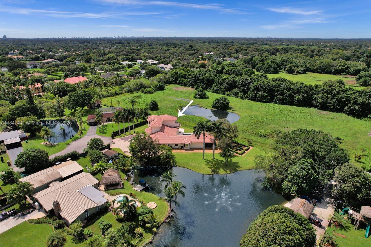 Davie, Florida, 33330, United States, 5 Bedrooms Bedrooms, ,5 BathroomsBathrooms,Residential,For Sale,1896833