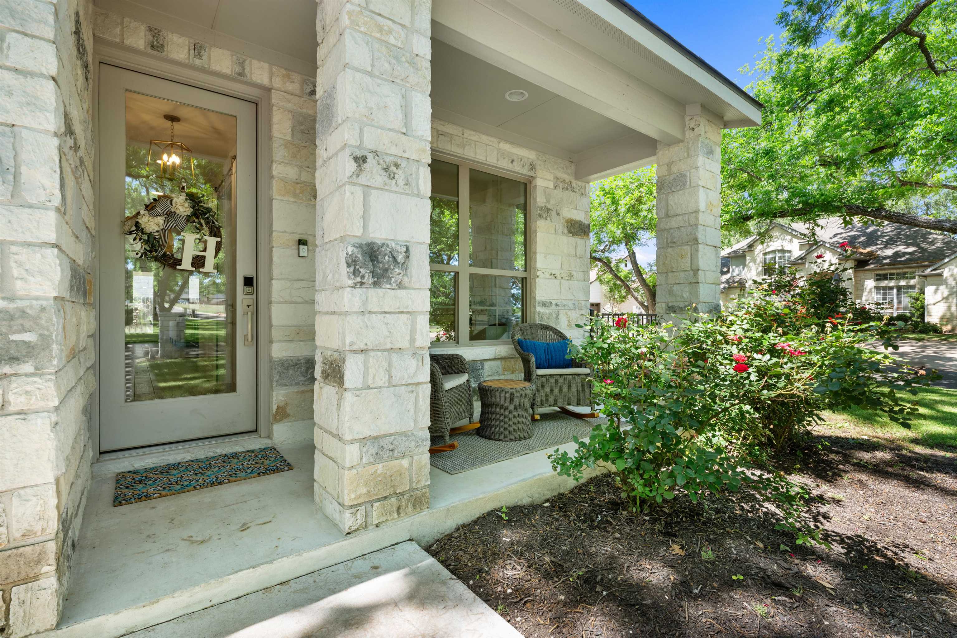 Meadowlakes, Texas, 78654, United States, 5 Bedrooms Bedrooms, ,4 BathroomsBathrooms,Residential,For Sale,1796370