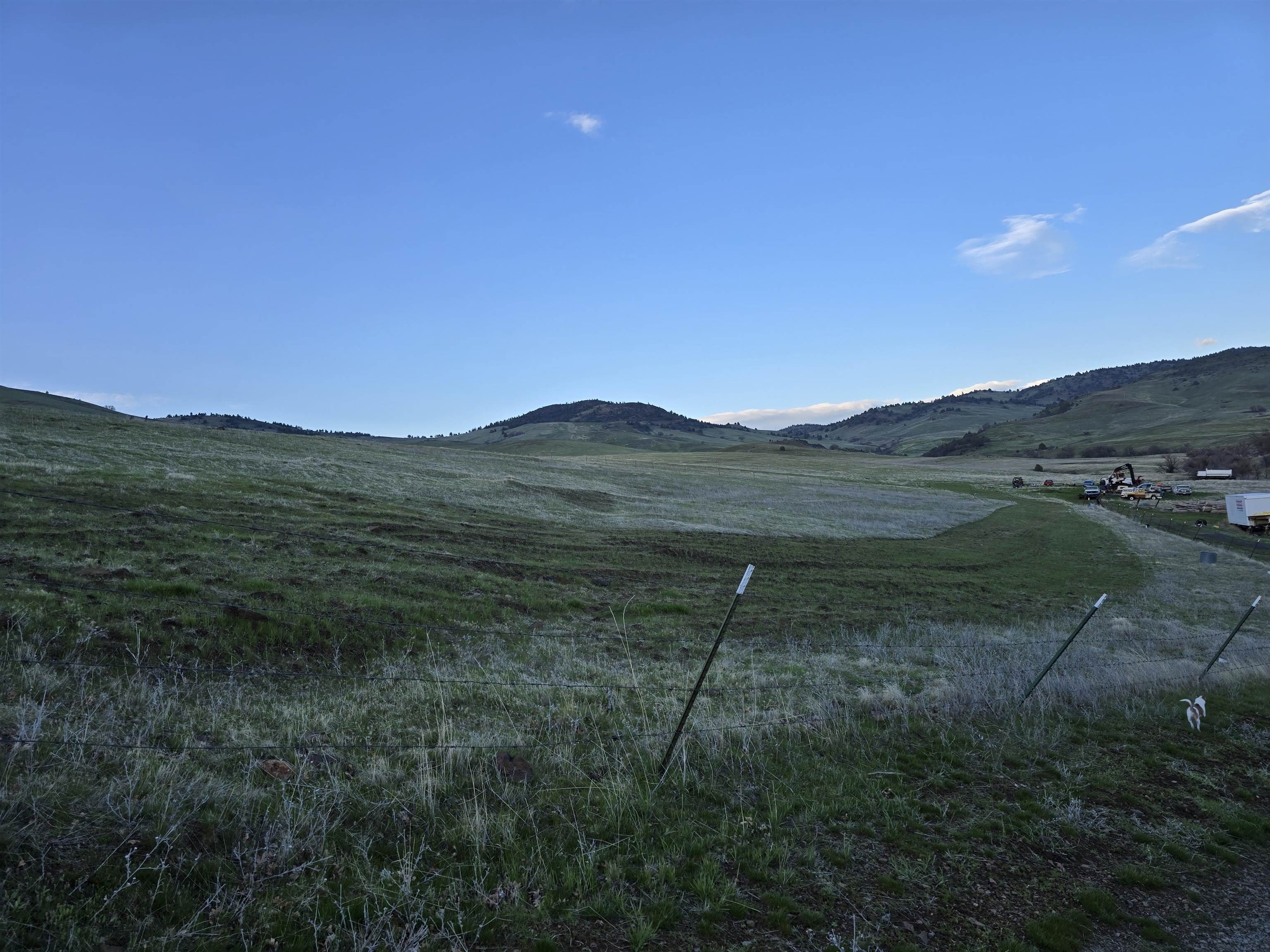 Montague, California, 96064-0000, United States, 3 Bedrooms Bedrooms, ,2 BathroomsBathrooms,Residential,For Sale,1943538