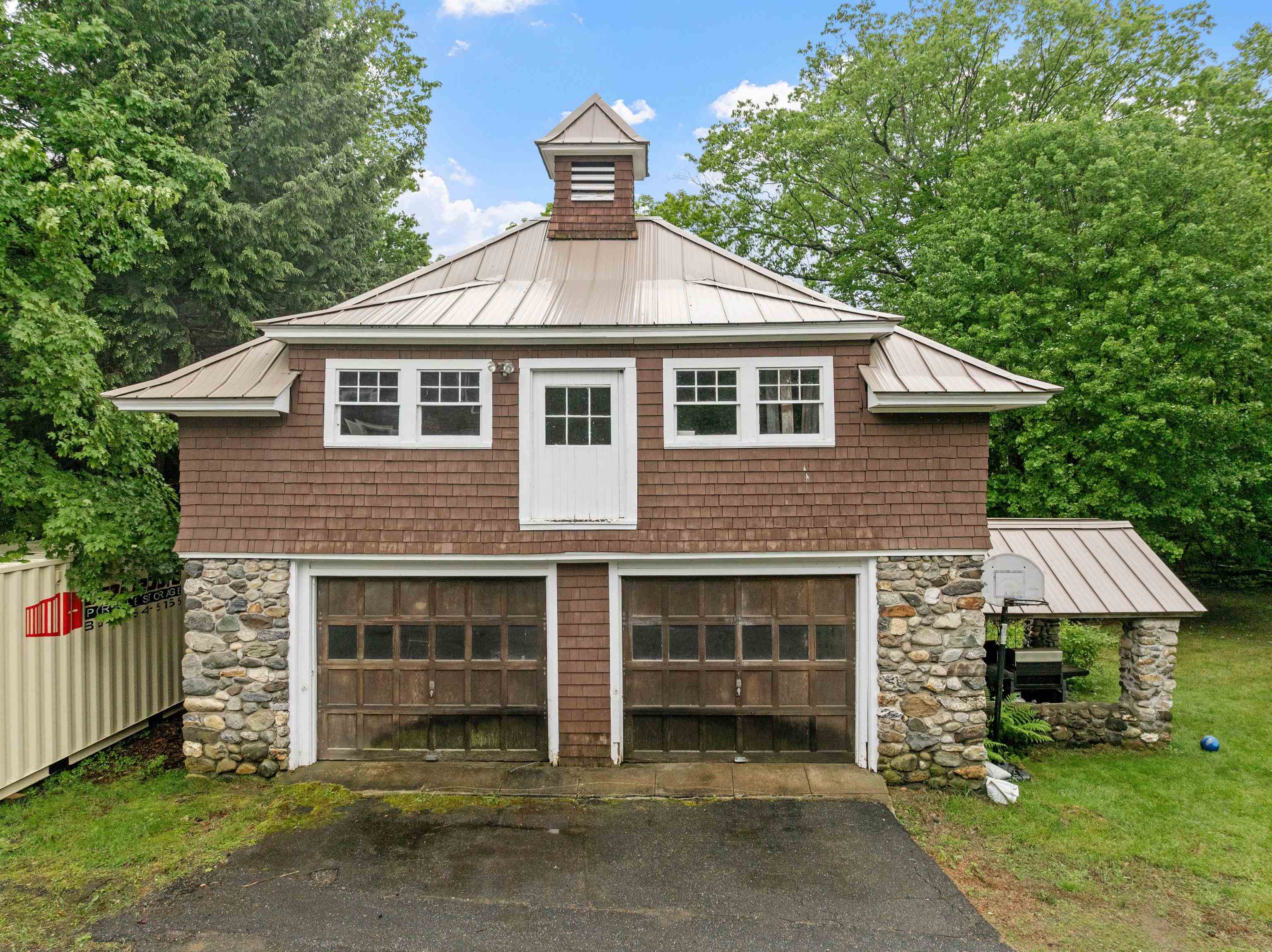 Claremont, New Hampshire, 03743, United States, 7 Bedrooms Bedrooms, ,2 BathroomsBathrooms,Residential,For Sale,1846493
