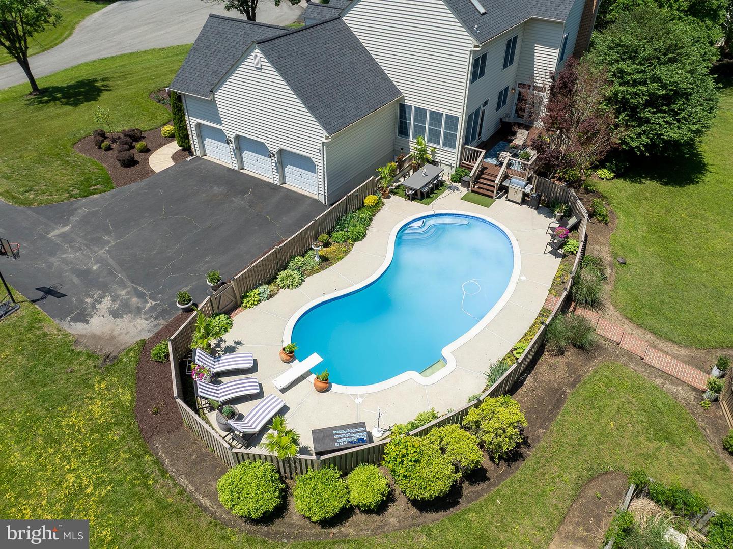 Crownsville, Maryland, 21032, United States, 4 Bedrooms Bedrooms, ,6 BathroomsBathrooms,Residential,For Sale,1828212