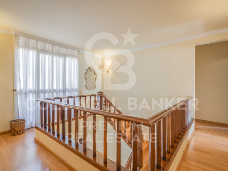 Cerdanyola del Vallès, Catalonia, ES, 4 Bedrooms Bedrooms, ,3 BathroomsBathrooms,Residential,For Sale,1481856